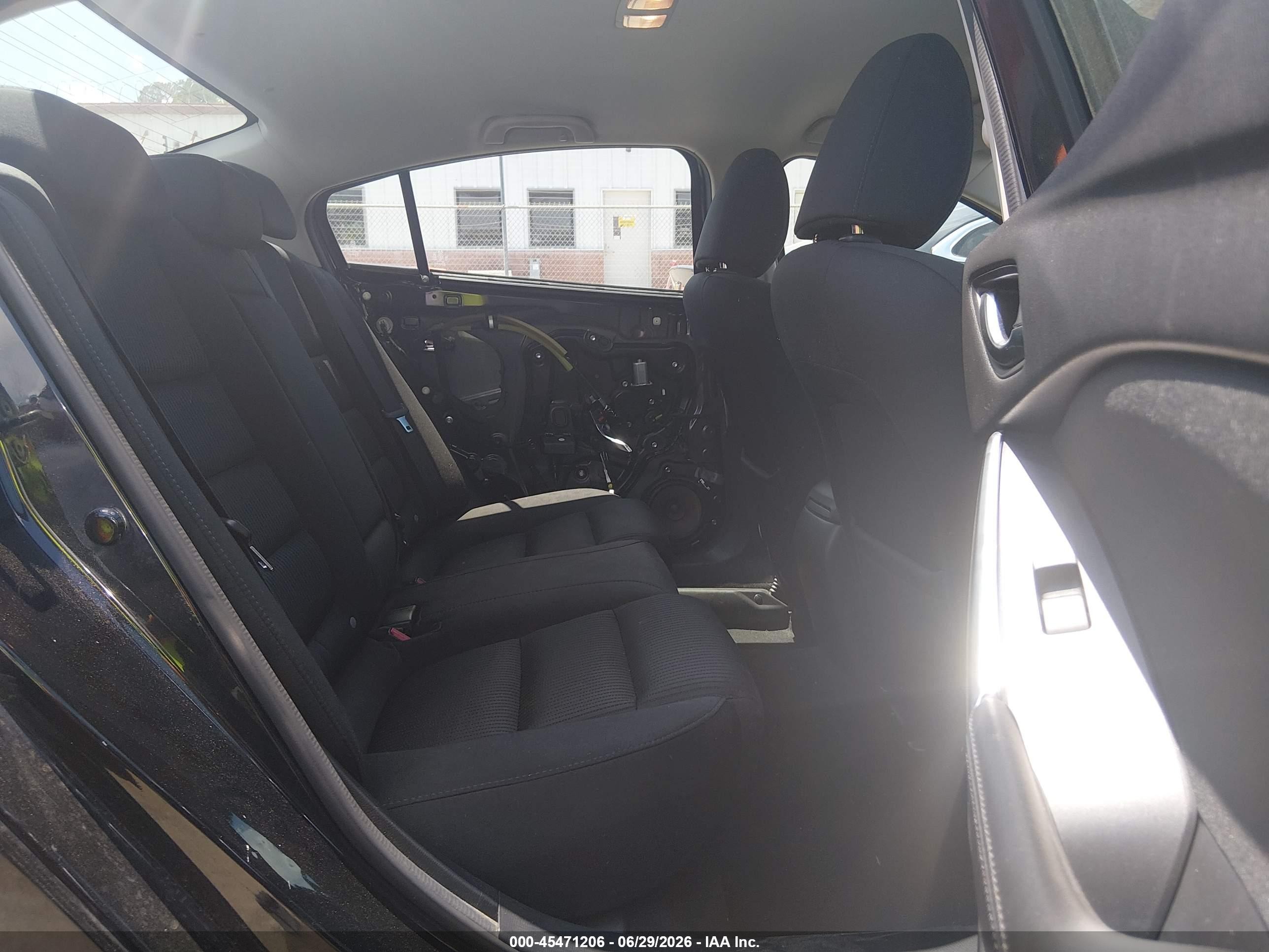 2014 Mazda Mazda6 I Sport Черный vin: JM1GJ1U69E1145846