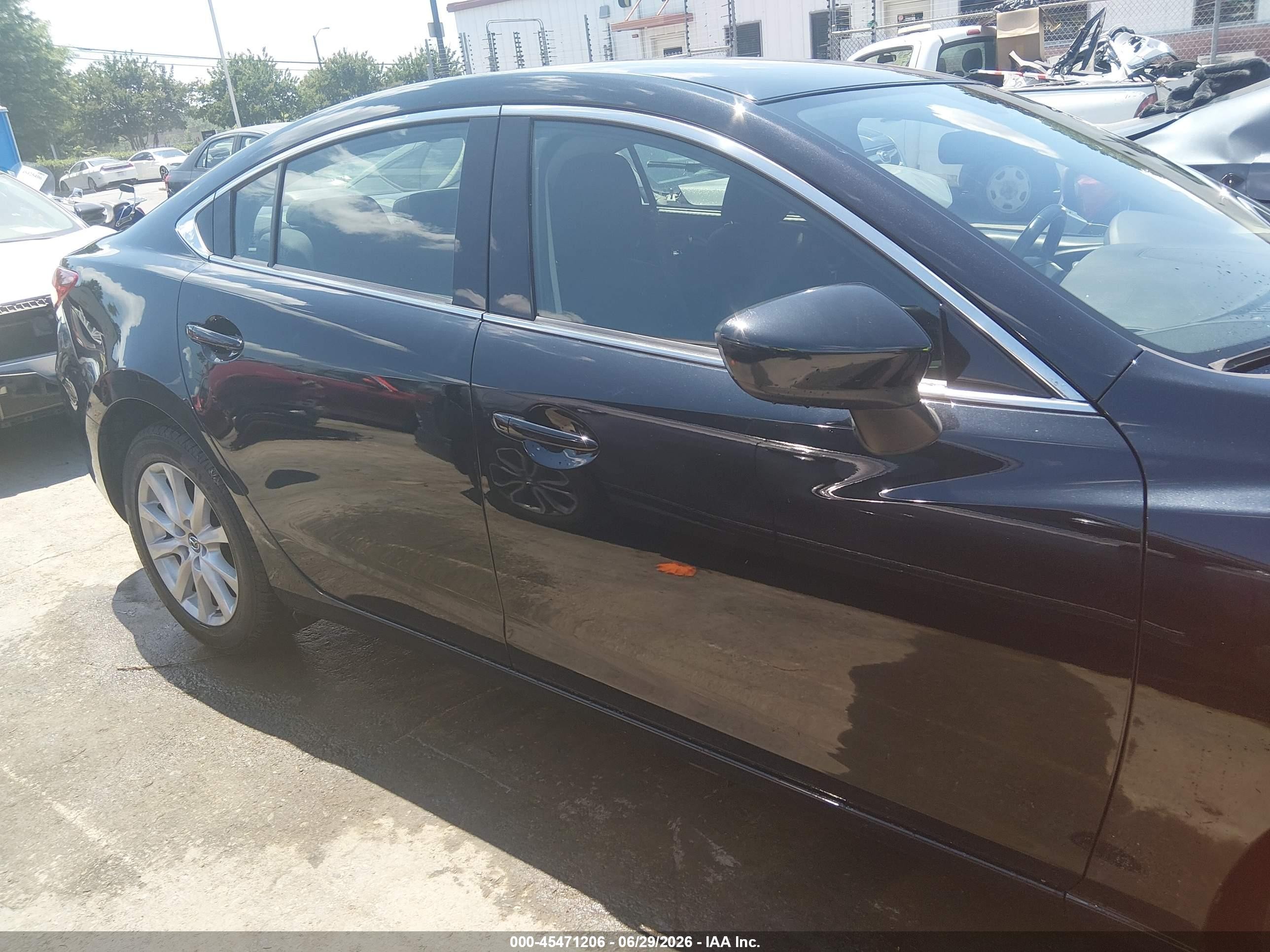 2014 Mazda Mazda6 I Sport Черный vin: JM1GJ1U69E1145846