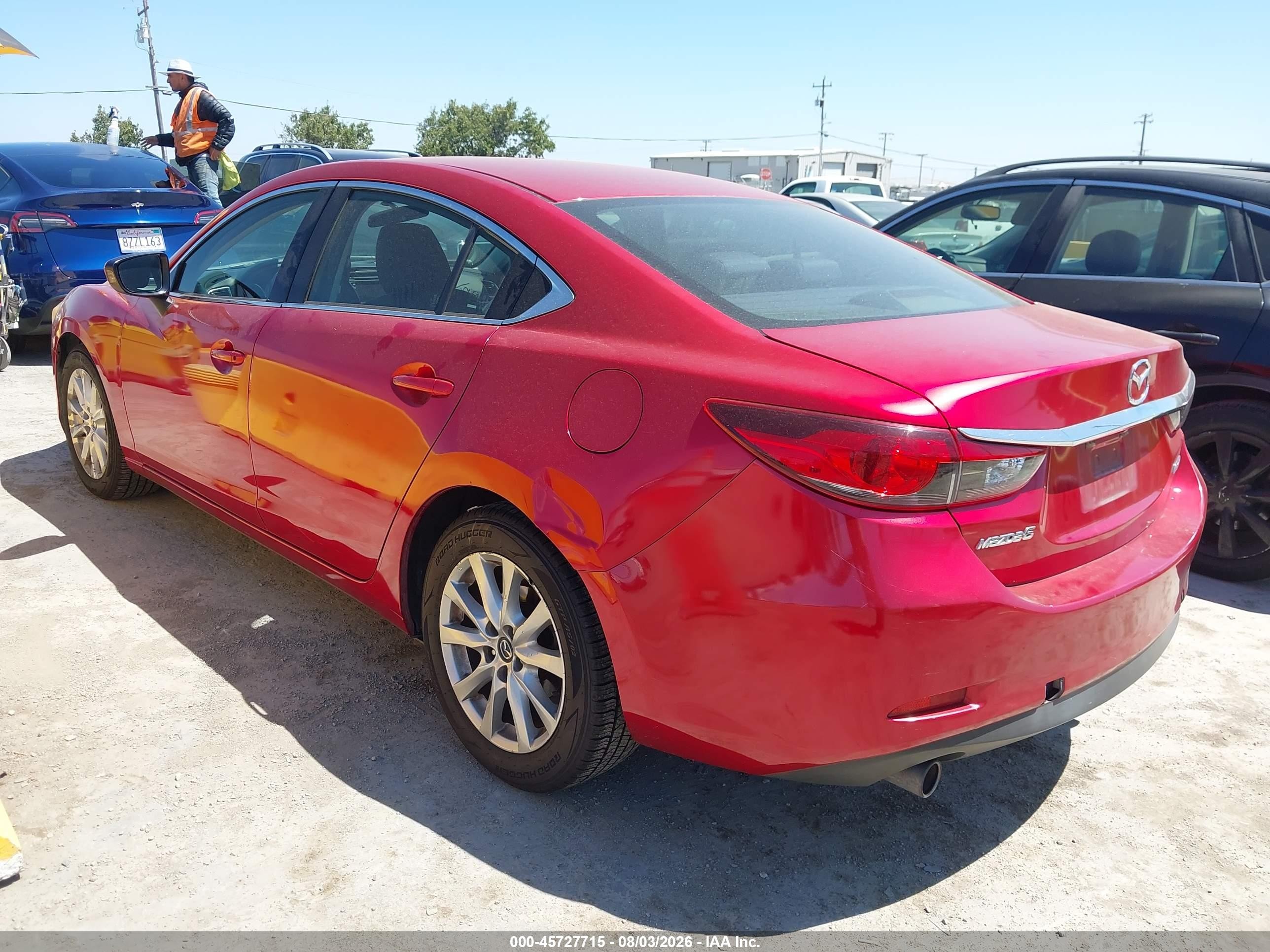 2015 Mazda Mazda6 I Sport Red vin: JM1GJ1U69F1167217