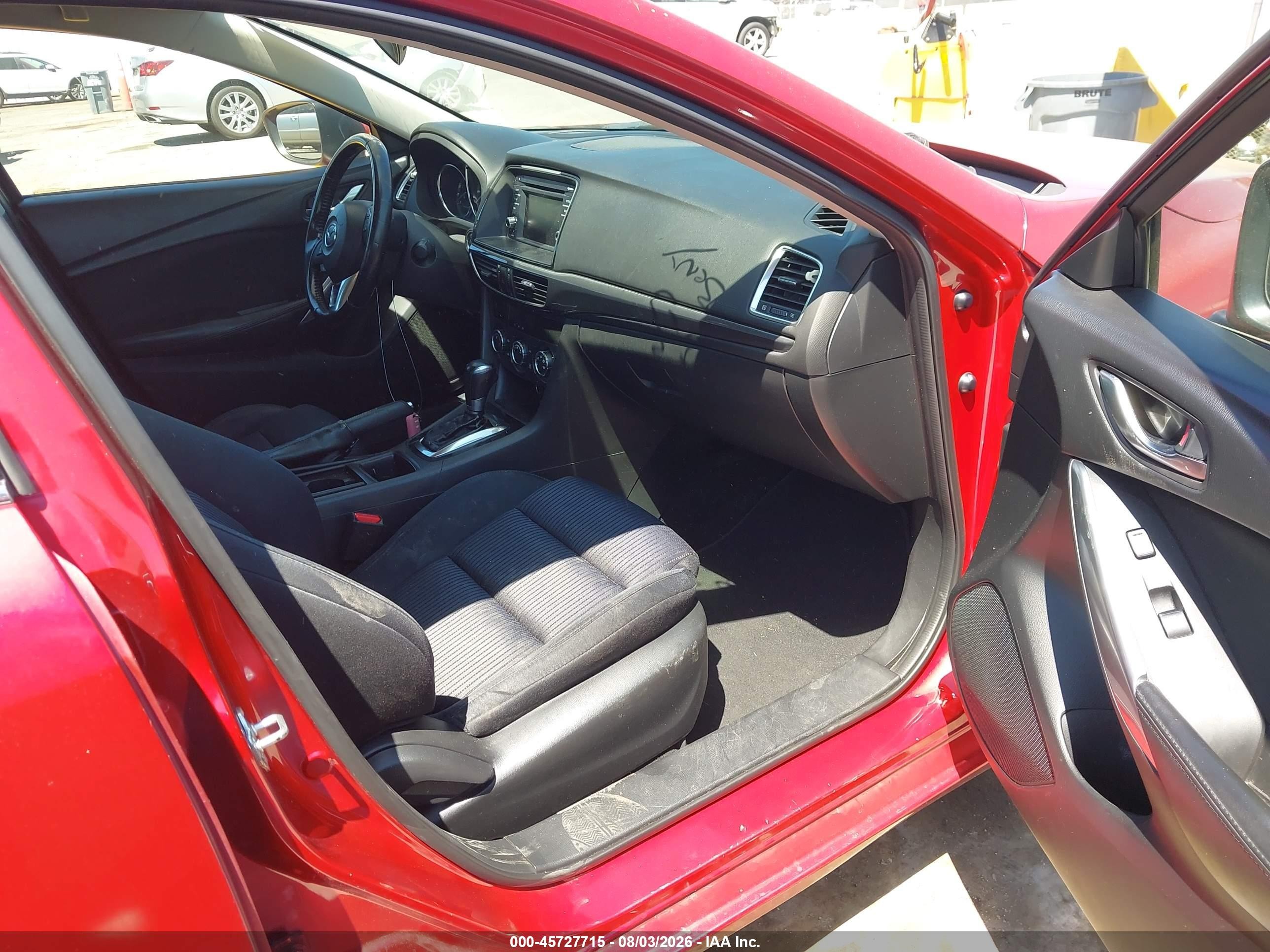 2015 Mazda Mazda6 I Sport Red vin: JM1GJ1U69F1167217