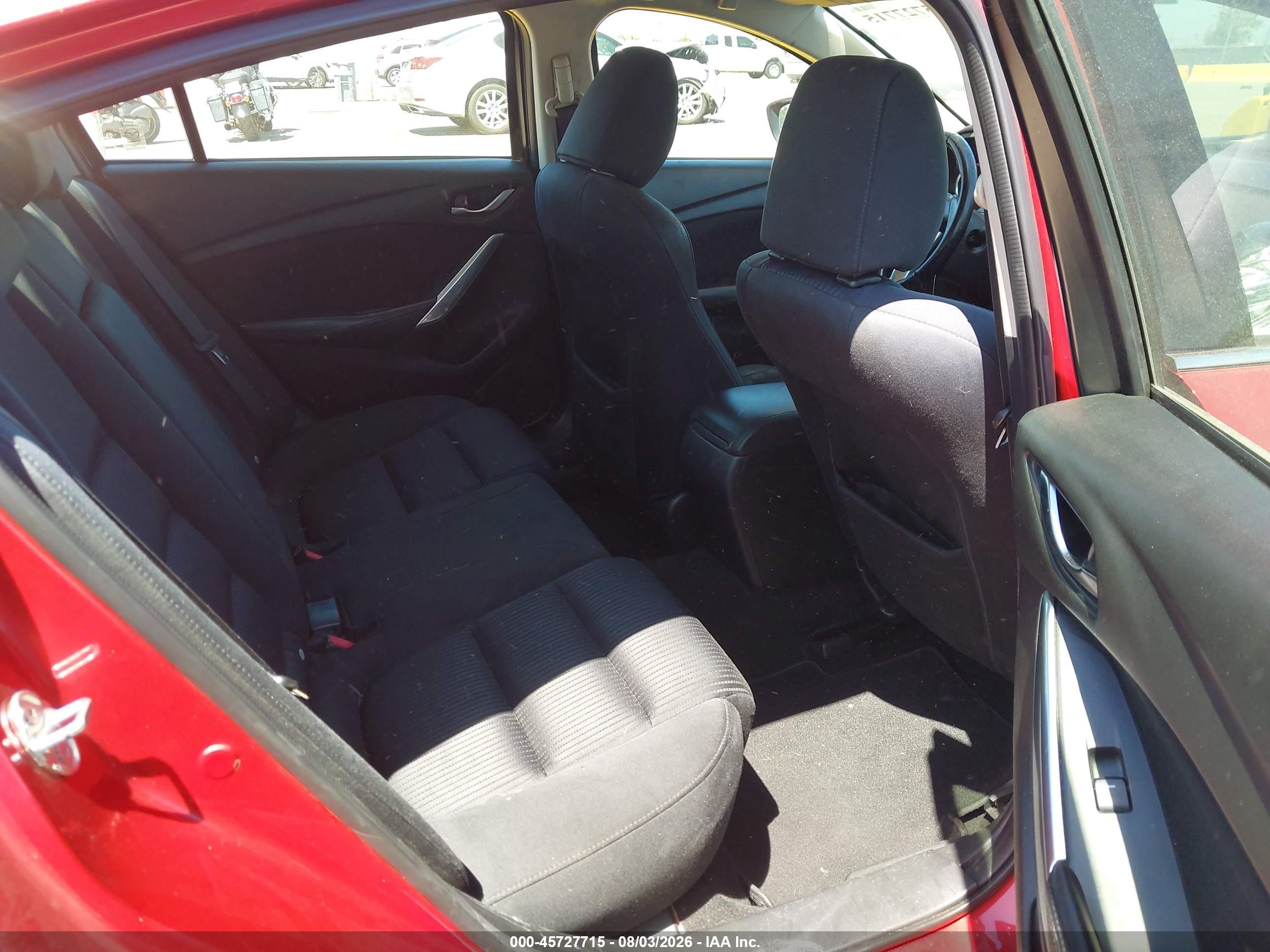 2015 Mazda Mazda6 I Sport Red vin: JM1GJ1U69F1167217