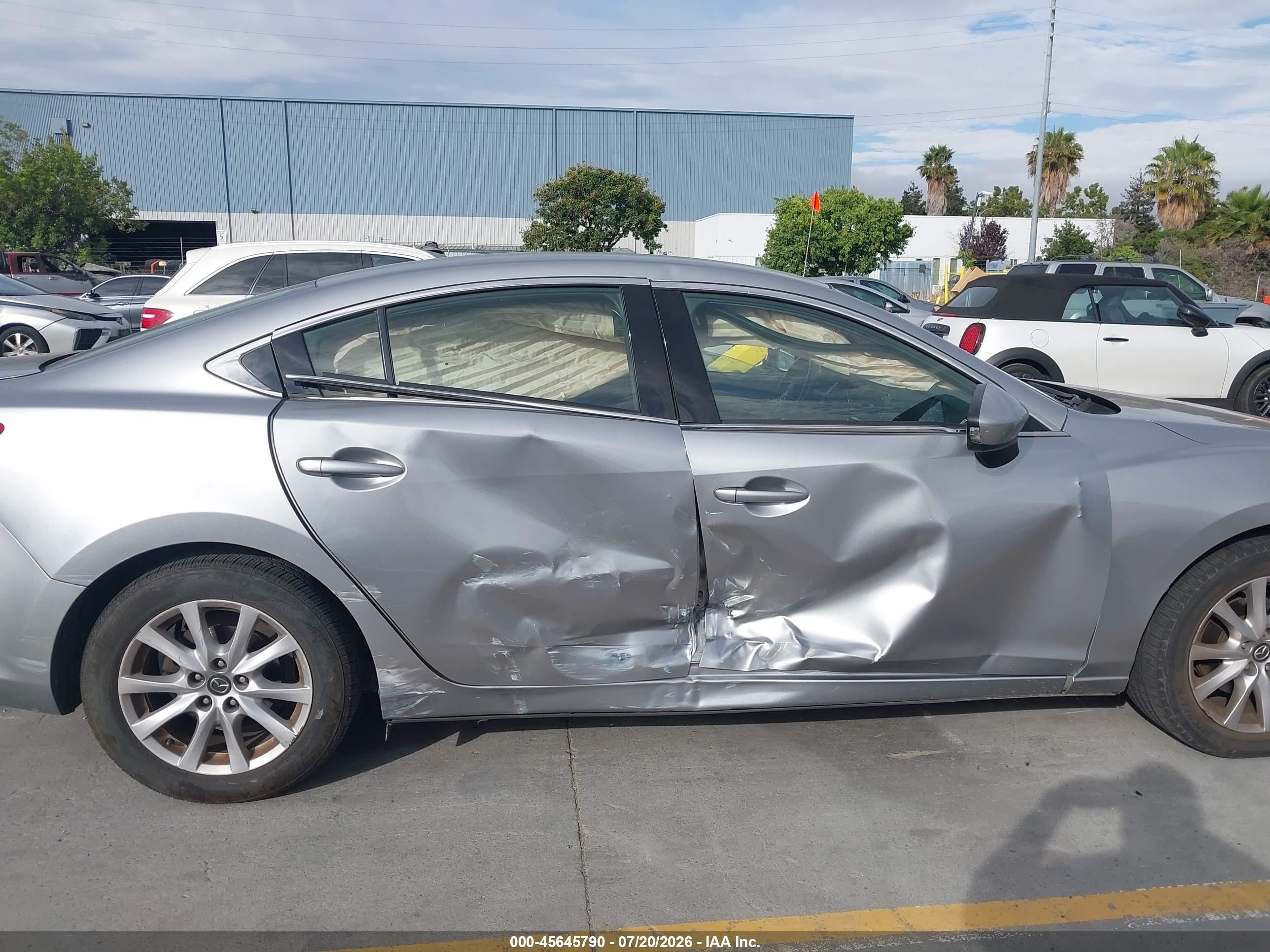 2015 Mazda Mazda6 I Sport Silver vin: JM1GJ1U6XF1170028