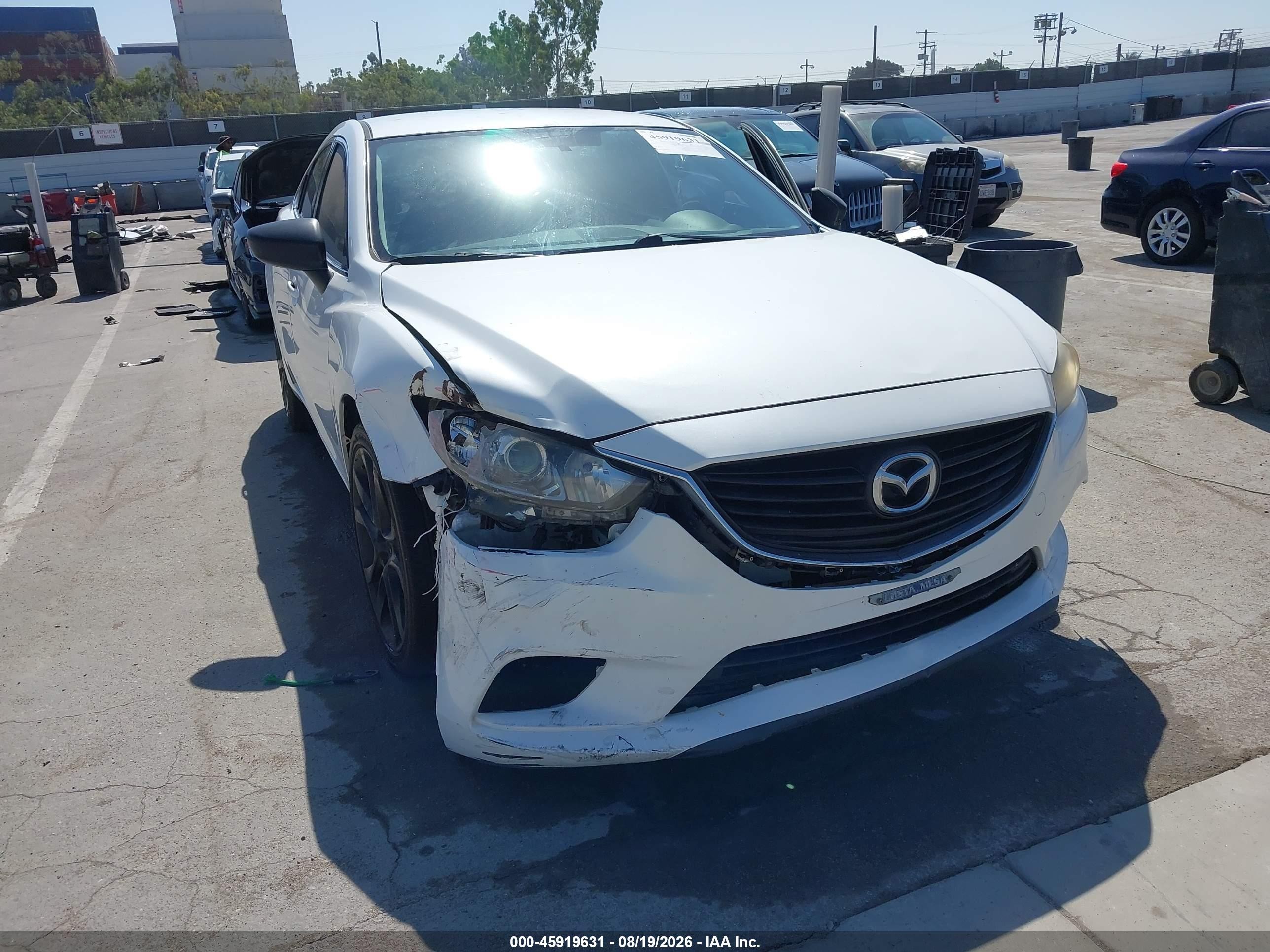 2015 Mazda Mazda6 I Touring White vin: JM1GJ1V50F1195803