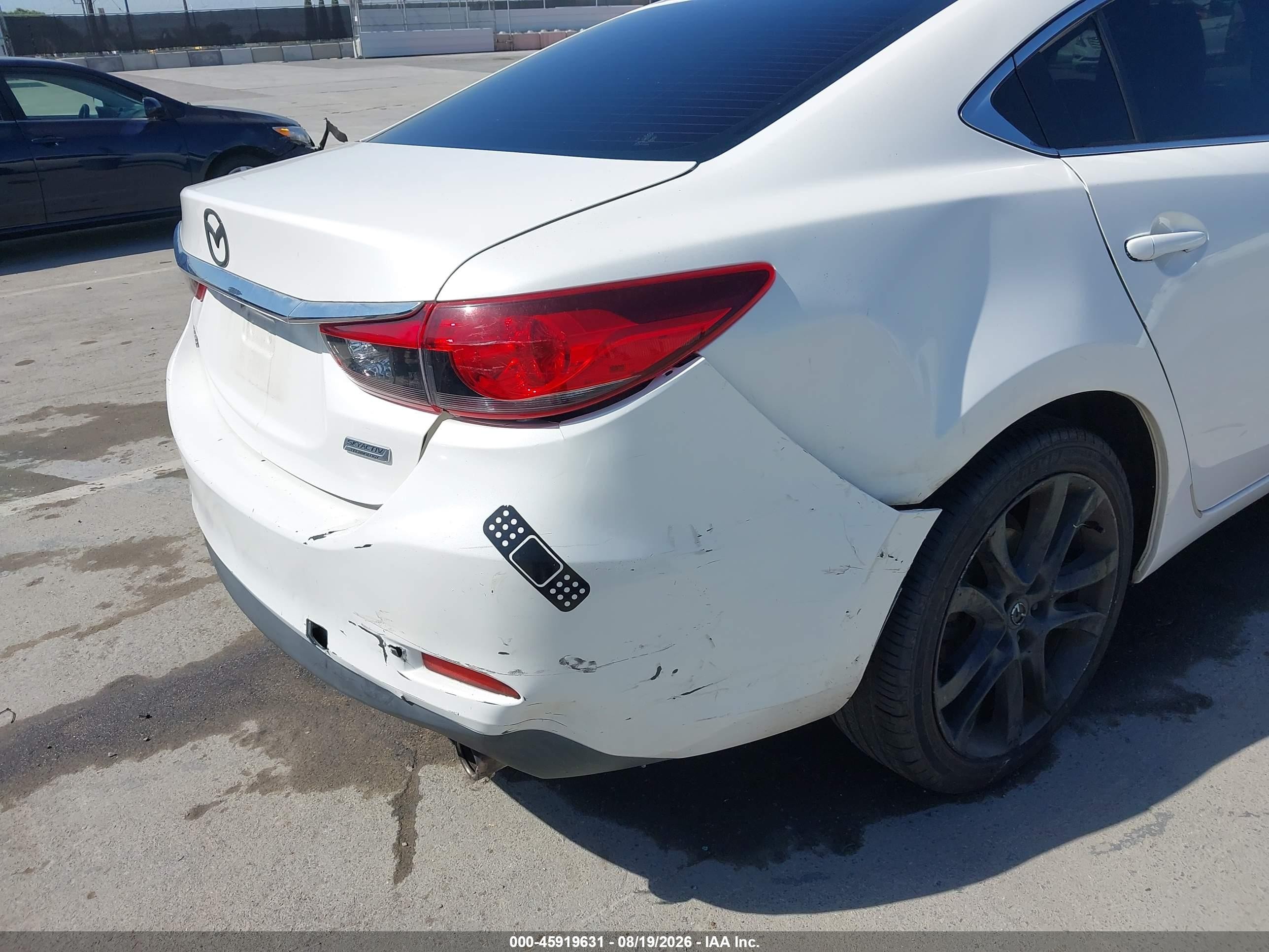 2015 Mazda Mazda6 I Touring White vin: JM1GJ1V50F1195803