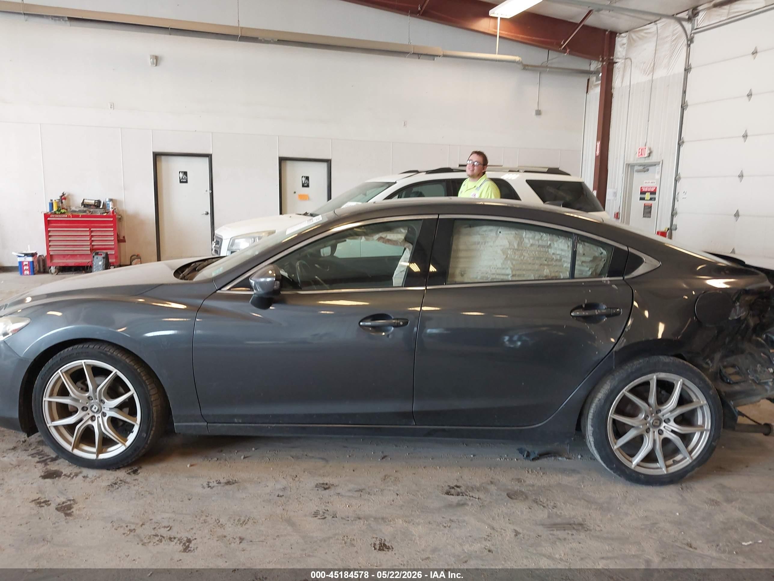 2015 Mazda Mazda6 I Touring Gray vin: JM1GJ1V51F1179321