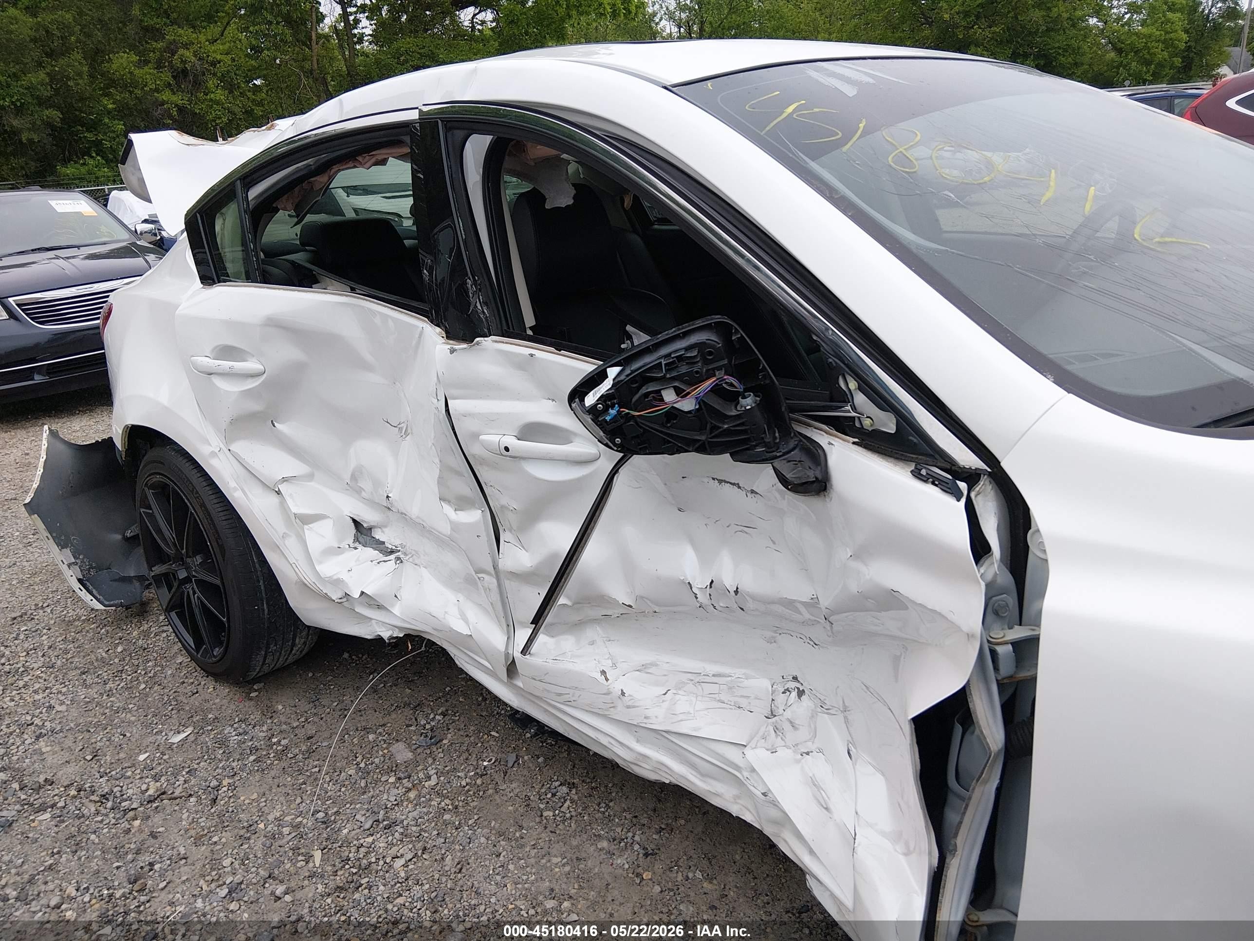2015 Mazda Mazda6   White vin: JM1GJ1V51F1220451