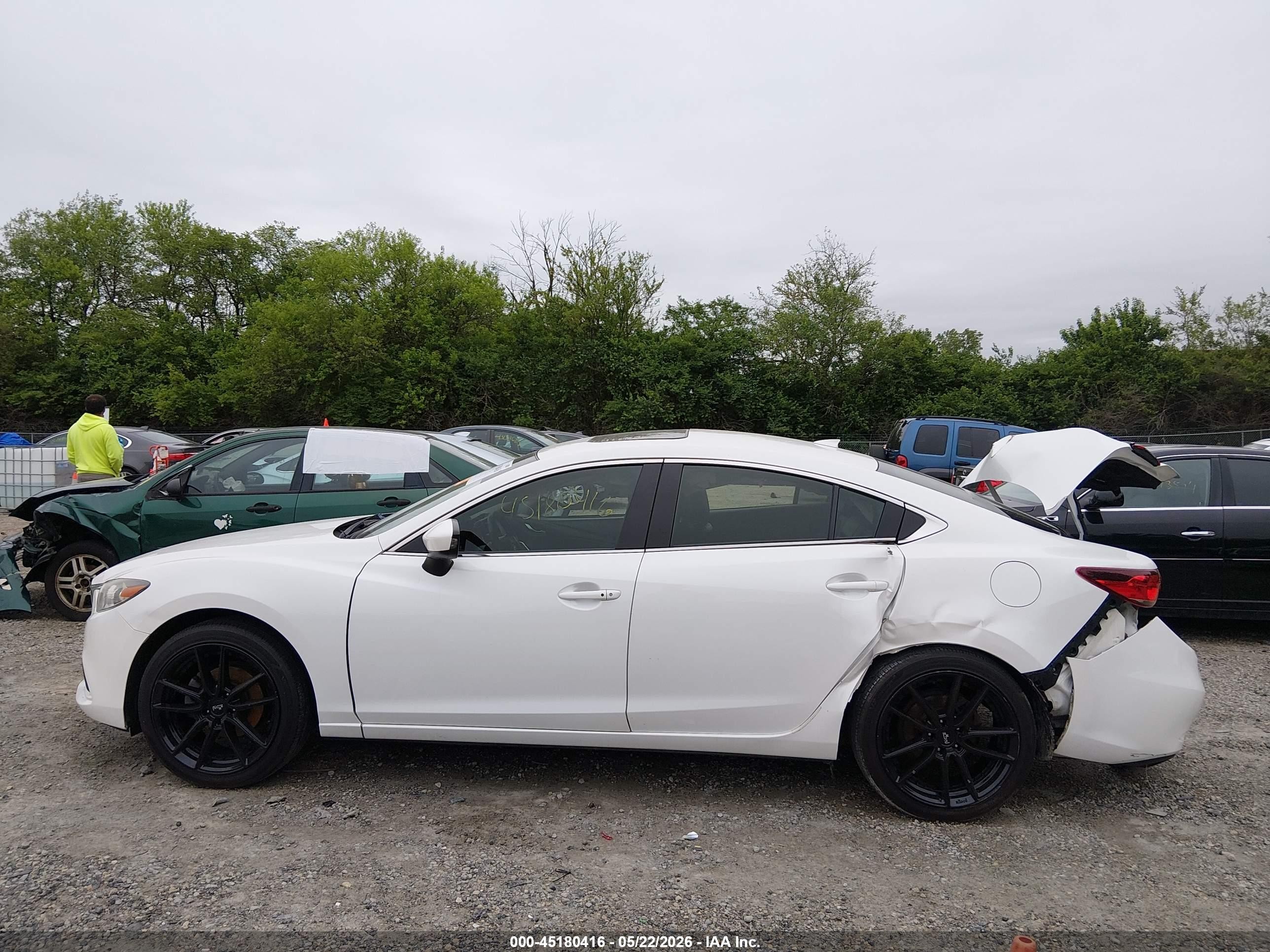 2015 Mazda Mazda6   White vin: JM1GJ1V51F1220451