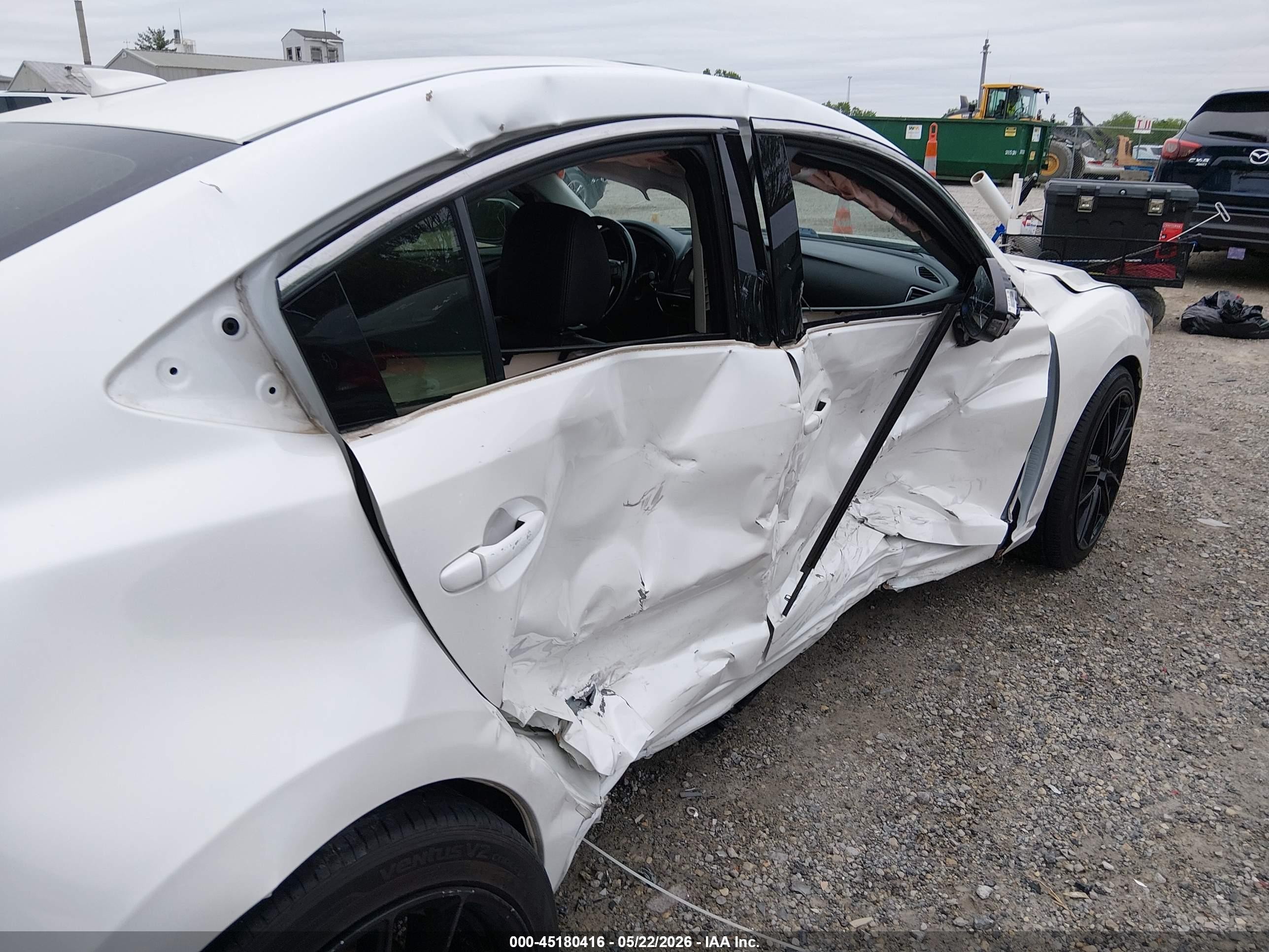 2015 Mazda Mazda6   White vin: JM1GJ1V51F1220451