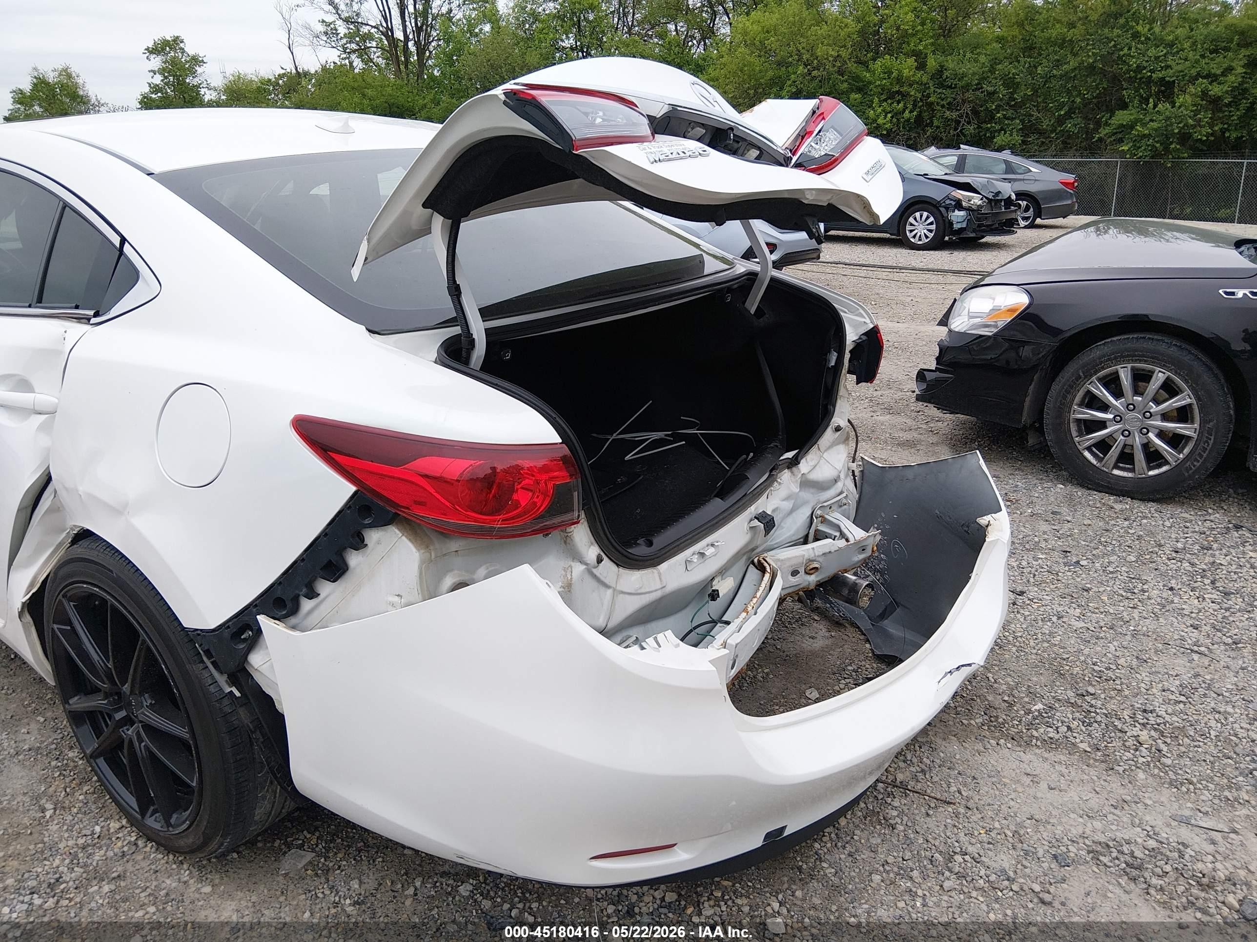 2015 Mazda Mazda6   White vin: JM1GJ1V51F1220451