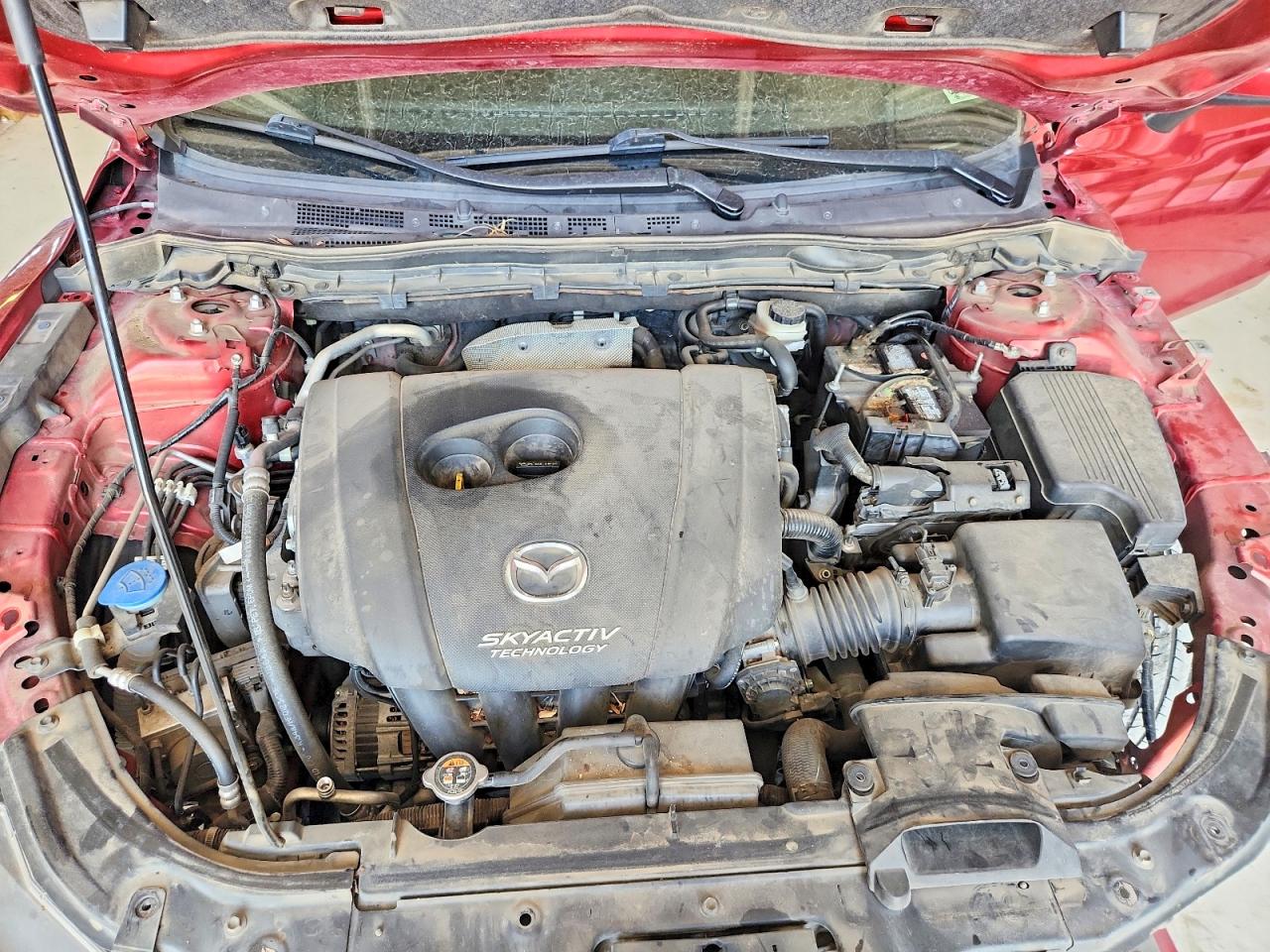 2015 Mazda 6 Touring Red vin: JM1GJ1V53F1197321