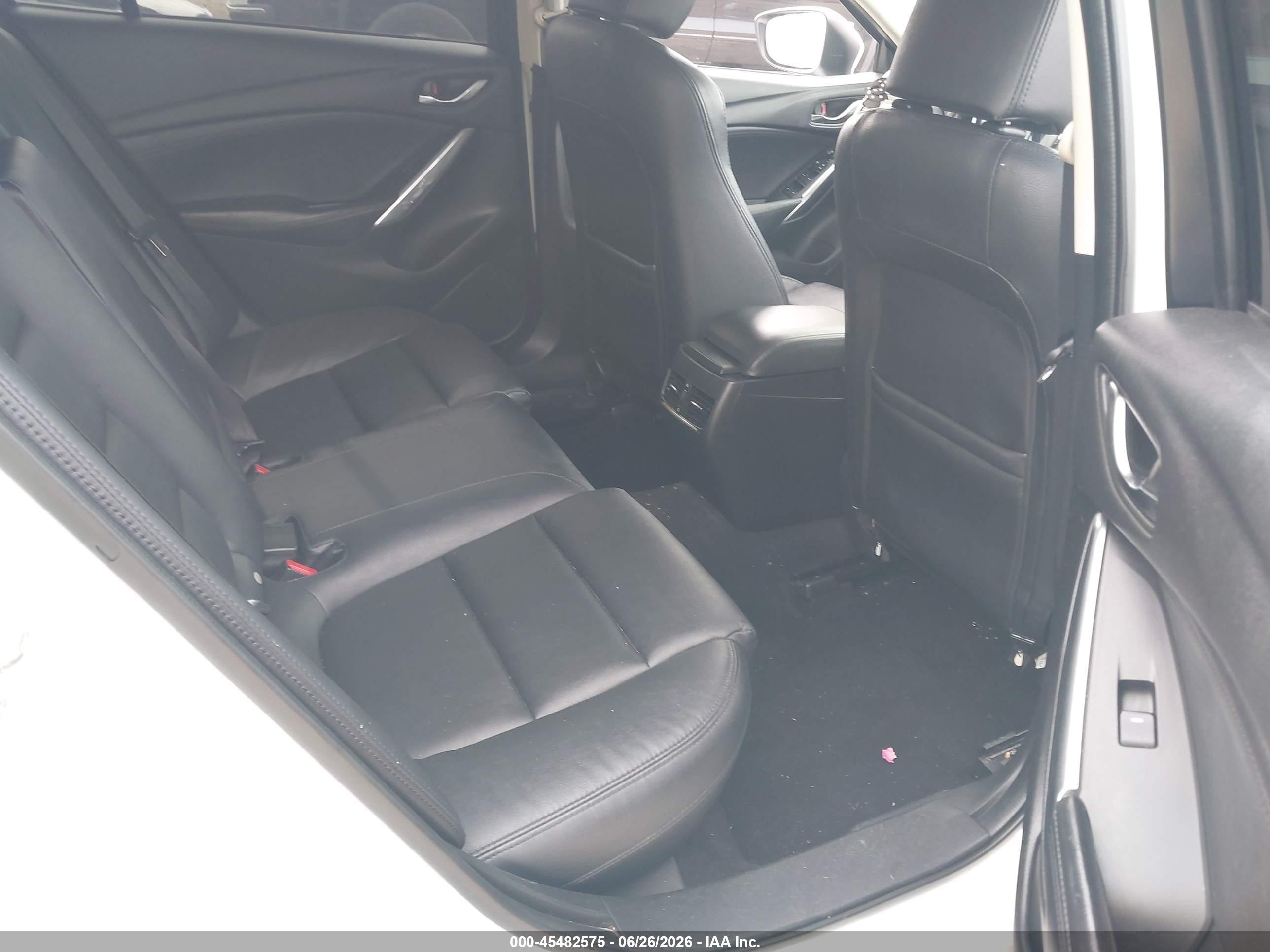 2015 Mazda Mazda6 I Touring White vin: JM1GJ1V53F1215526