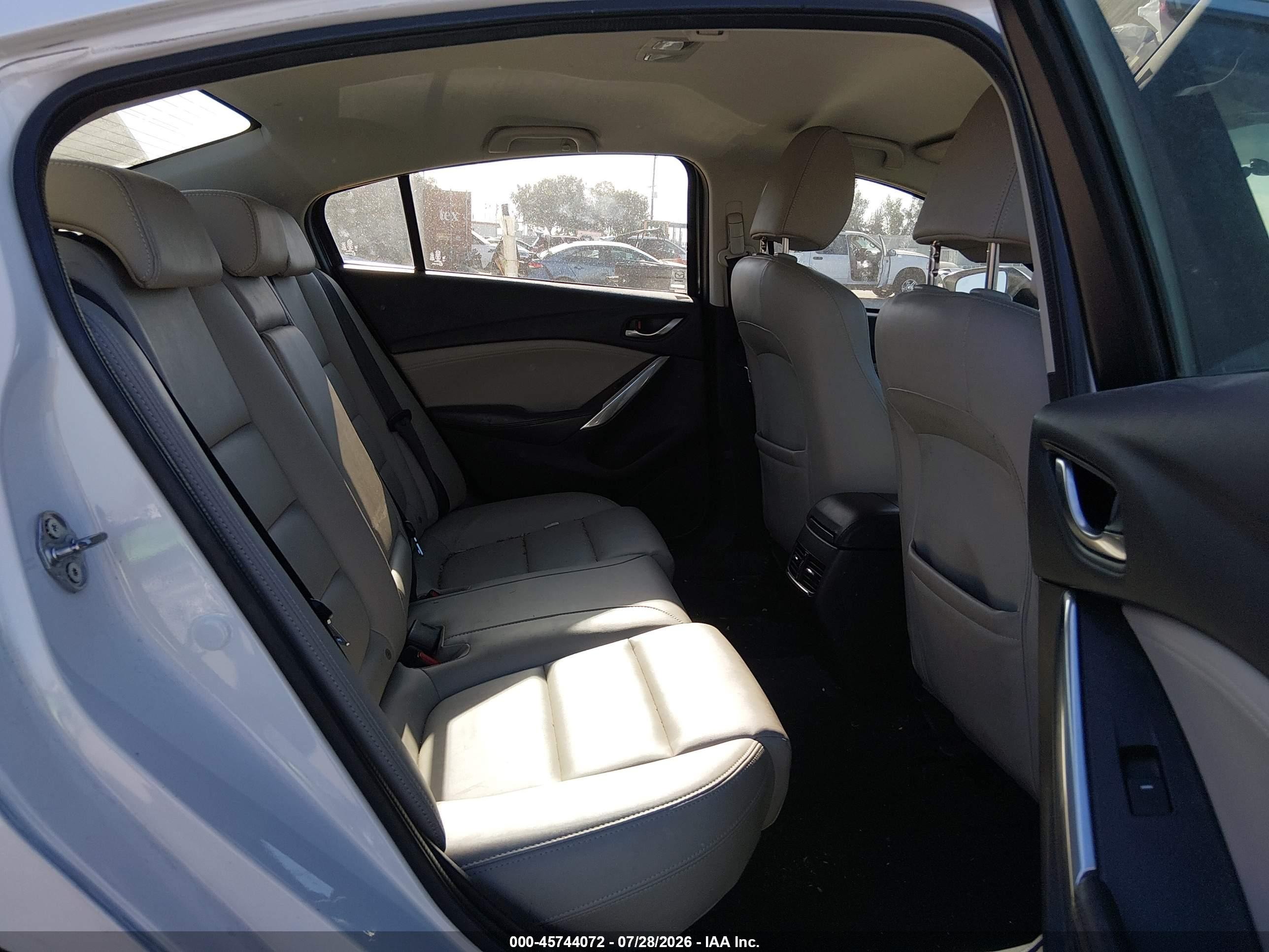 2015 Mazda Mazda6 I Touring White vin: JM1GJ1V54F1211422