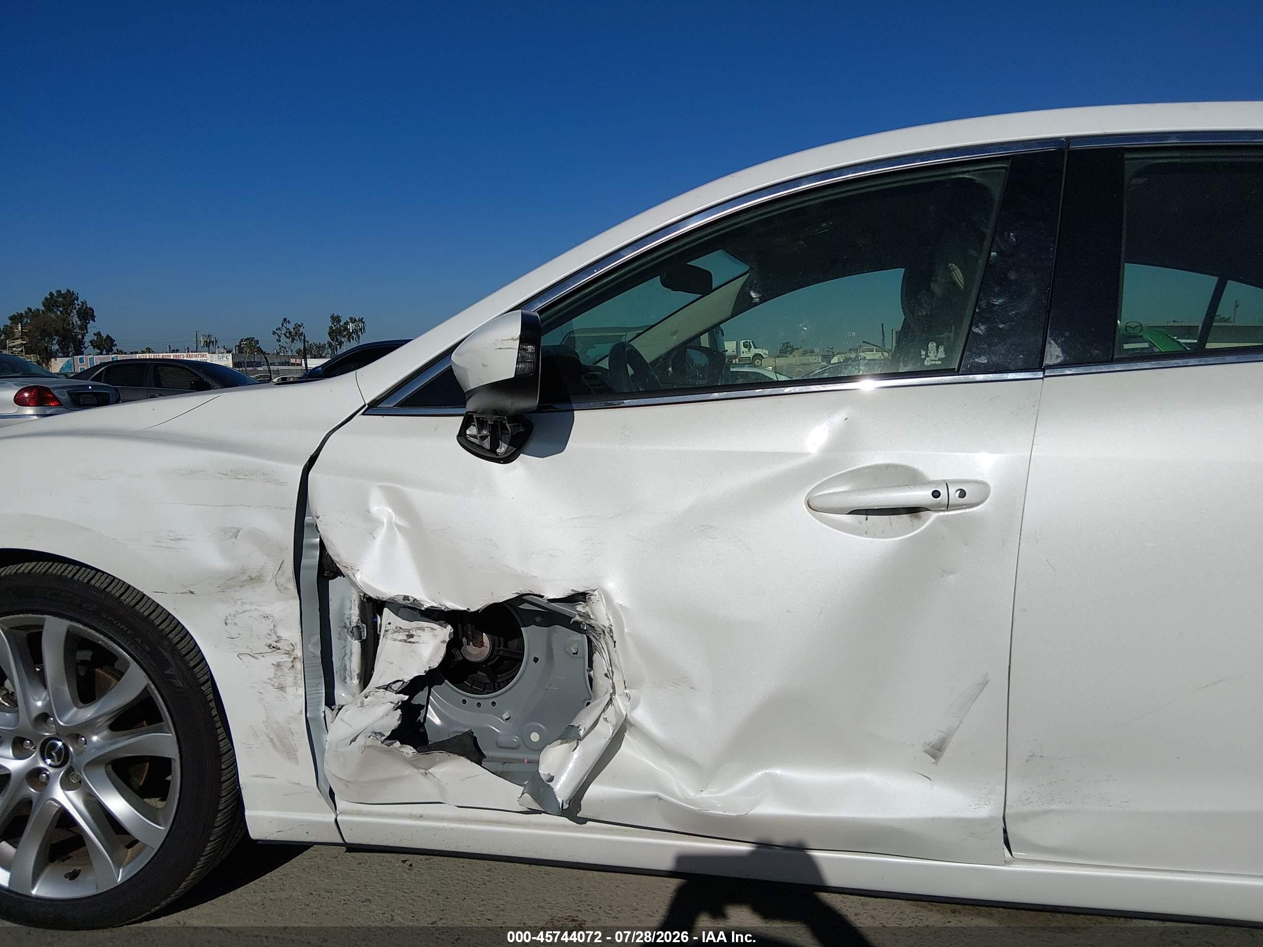 2015 Mazda Mazda6 I Touring White vin: JM1GJ1V54F1211422