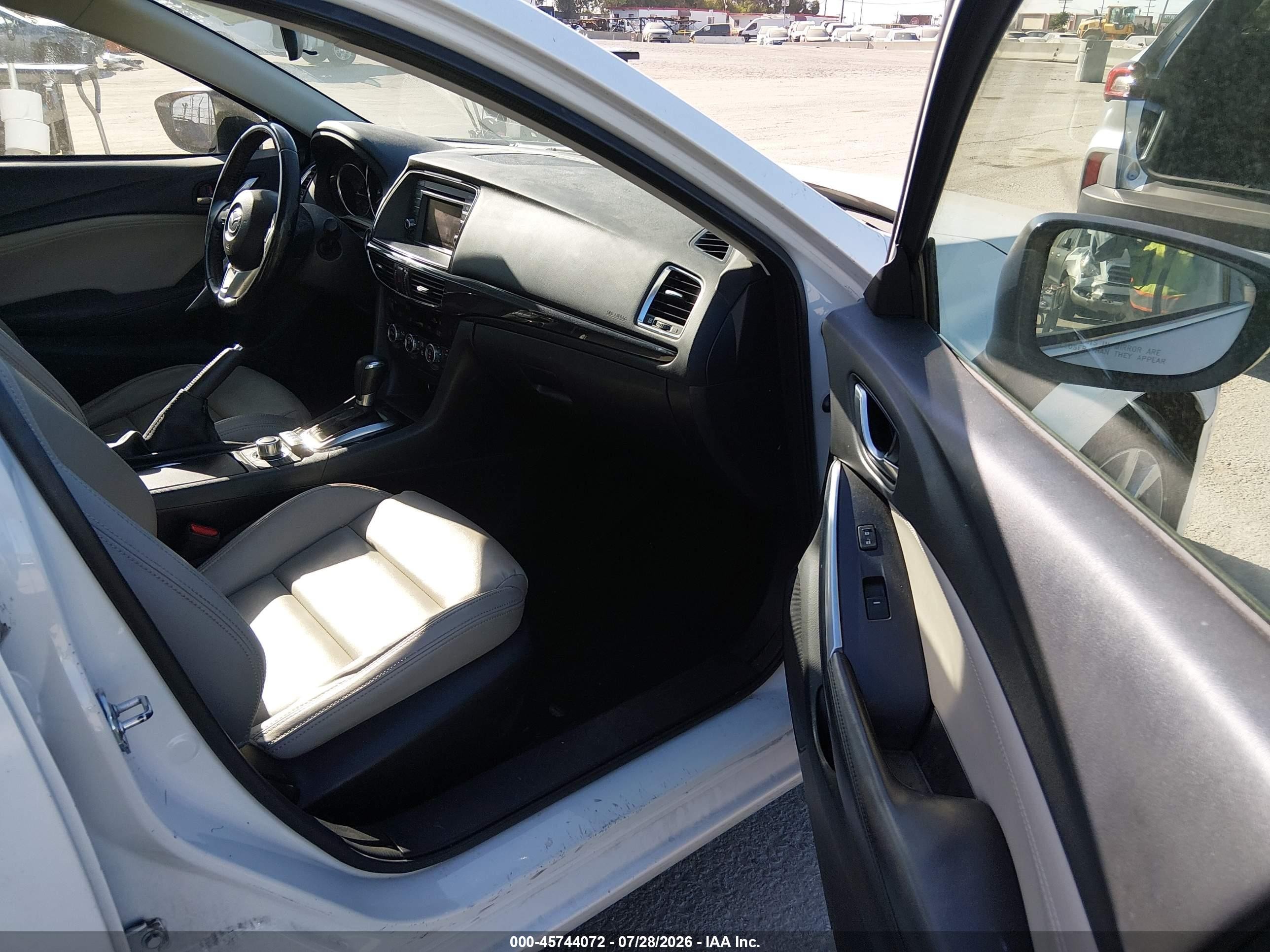 2015 Mazda Mazda6 I Touring White vin: JM1GJ1V54F1211422
