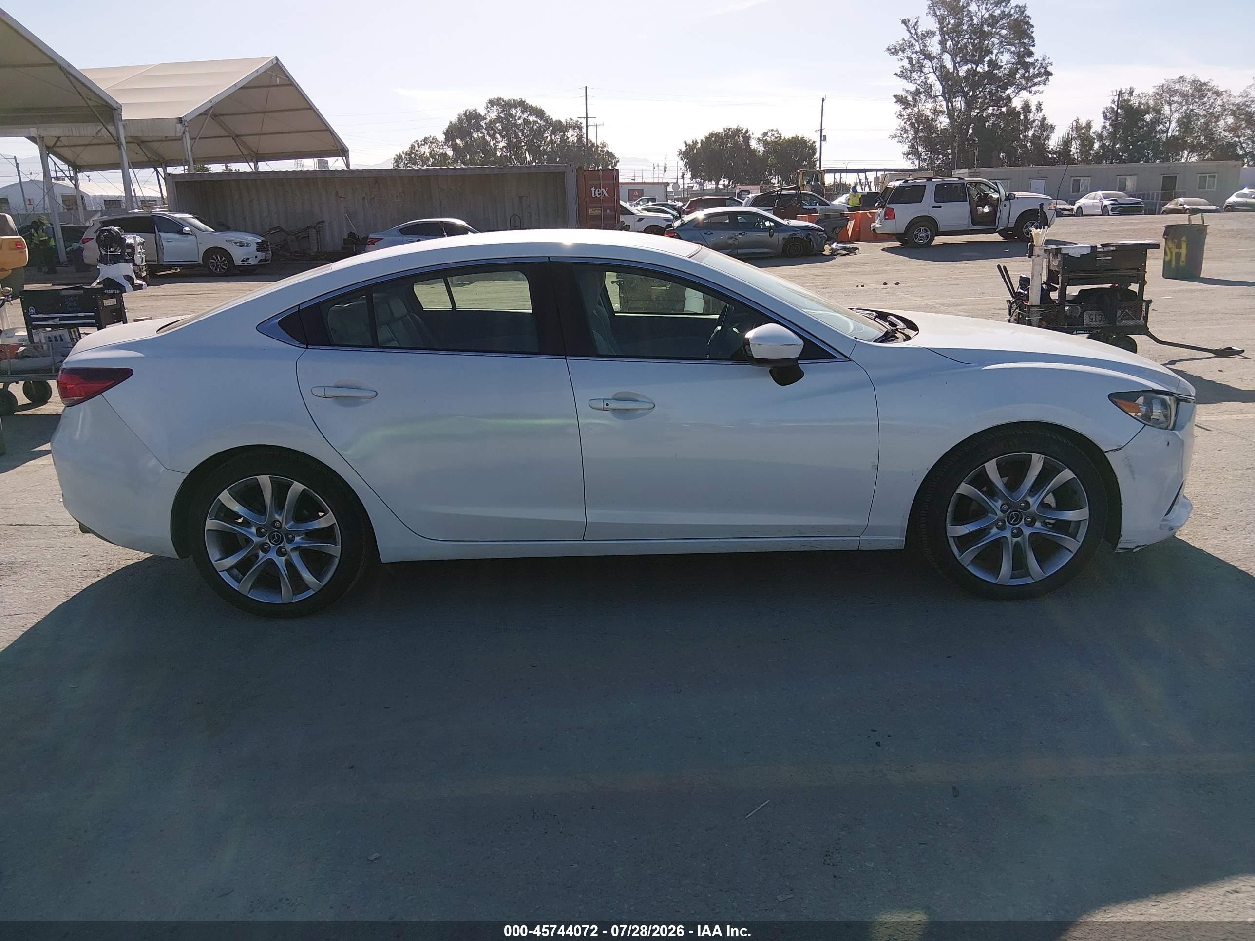 2015 Mazda Mazda6 I Touring White vin: JM1GJ1V54F1211422