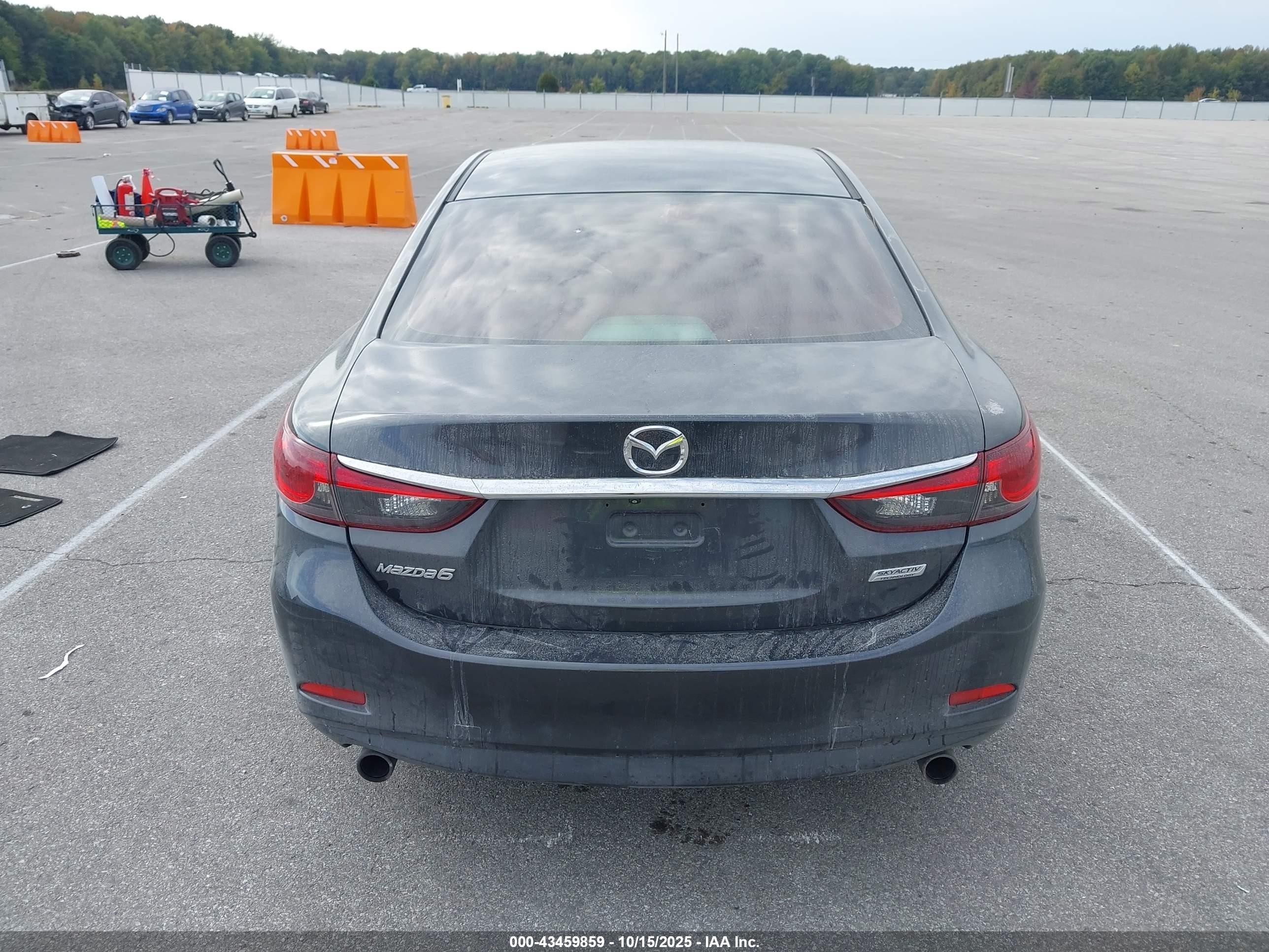2015 Mazda Mazda6 I Touring Gray vin: JM1GJ1V56F1201426