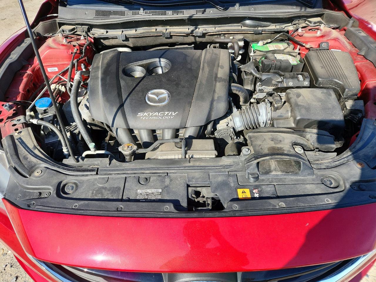 2015 Mazda 6 Touring Red vin: JM1GJ1V58F1185391