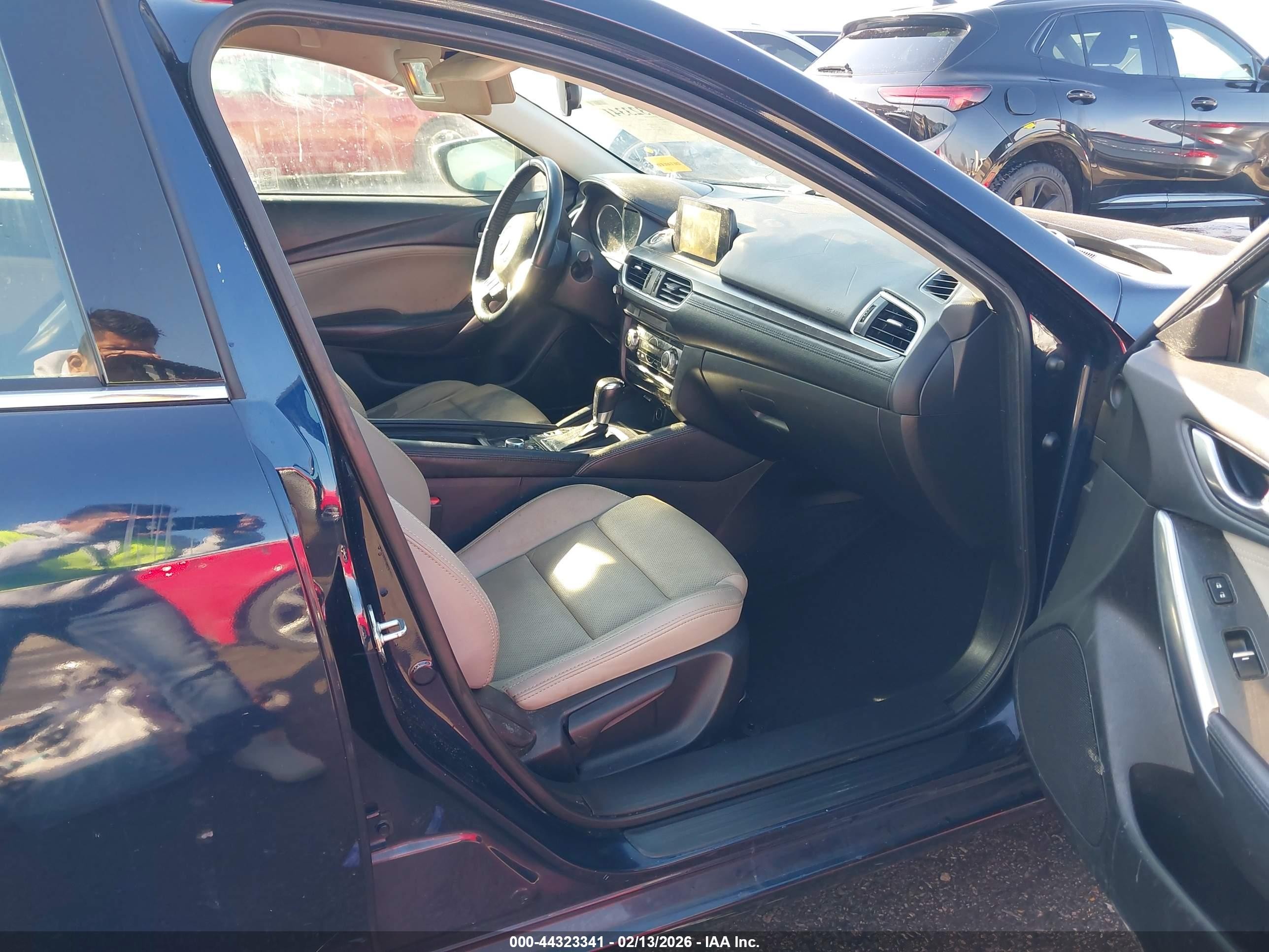 2016 Mazda Mazda6 I Touring Синий vin: JM1GJ1V58G1436640