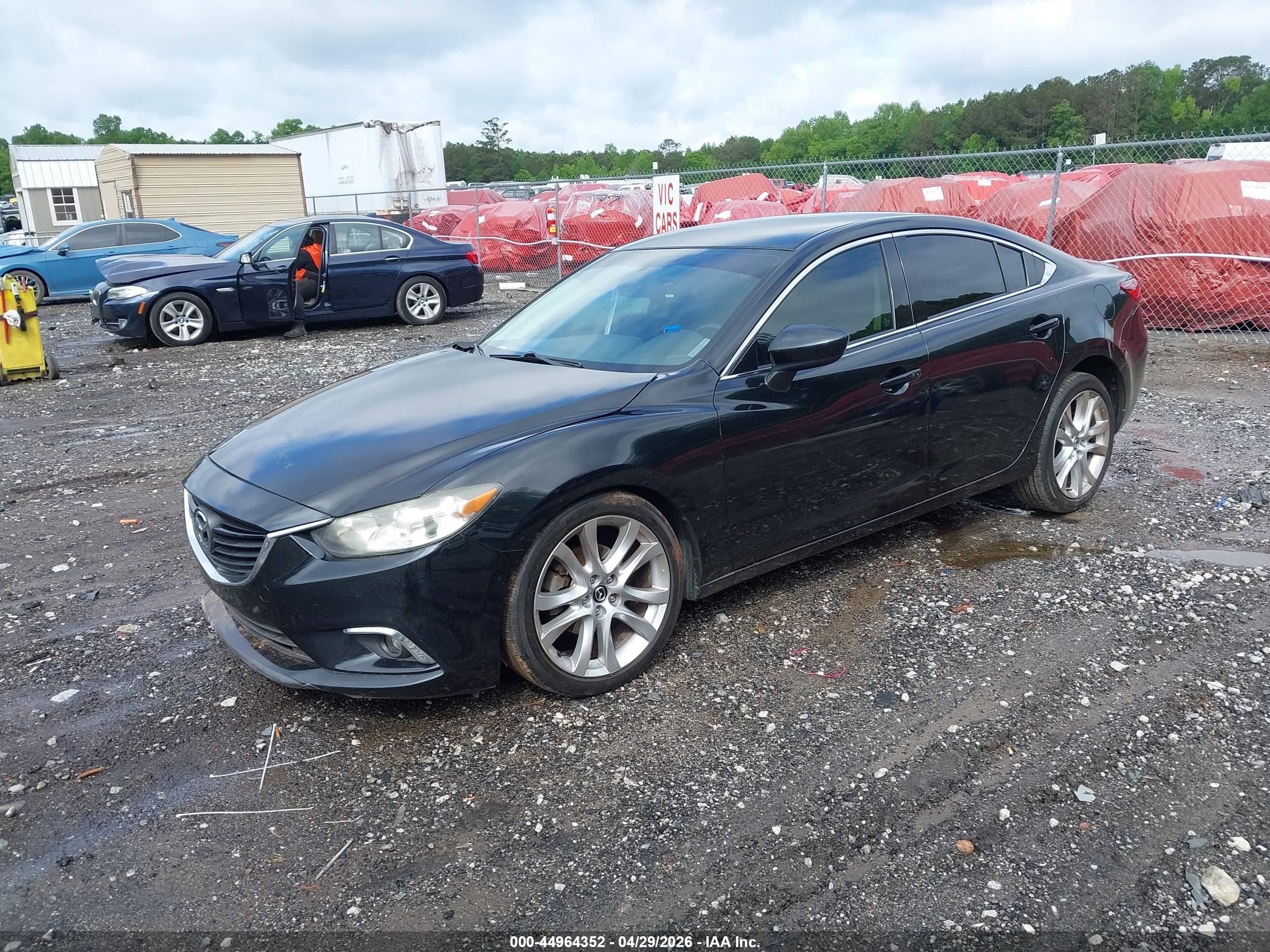 2015 Mazda Mazda6 I Touring Черный vin: JM1GJ1V59F1192379
