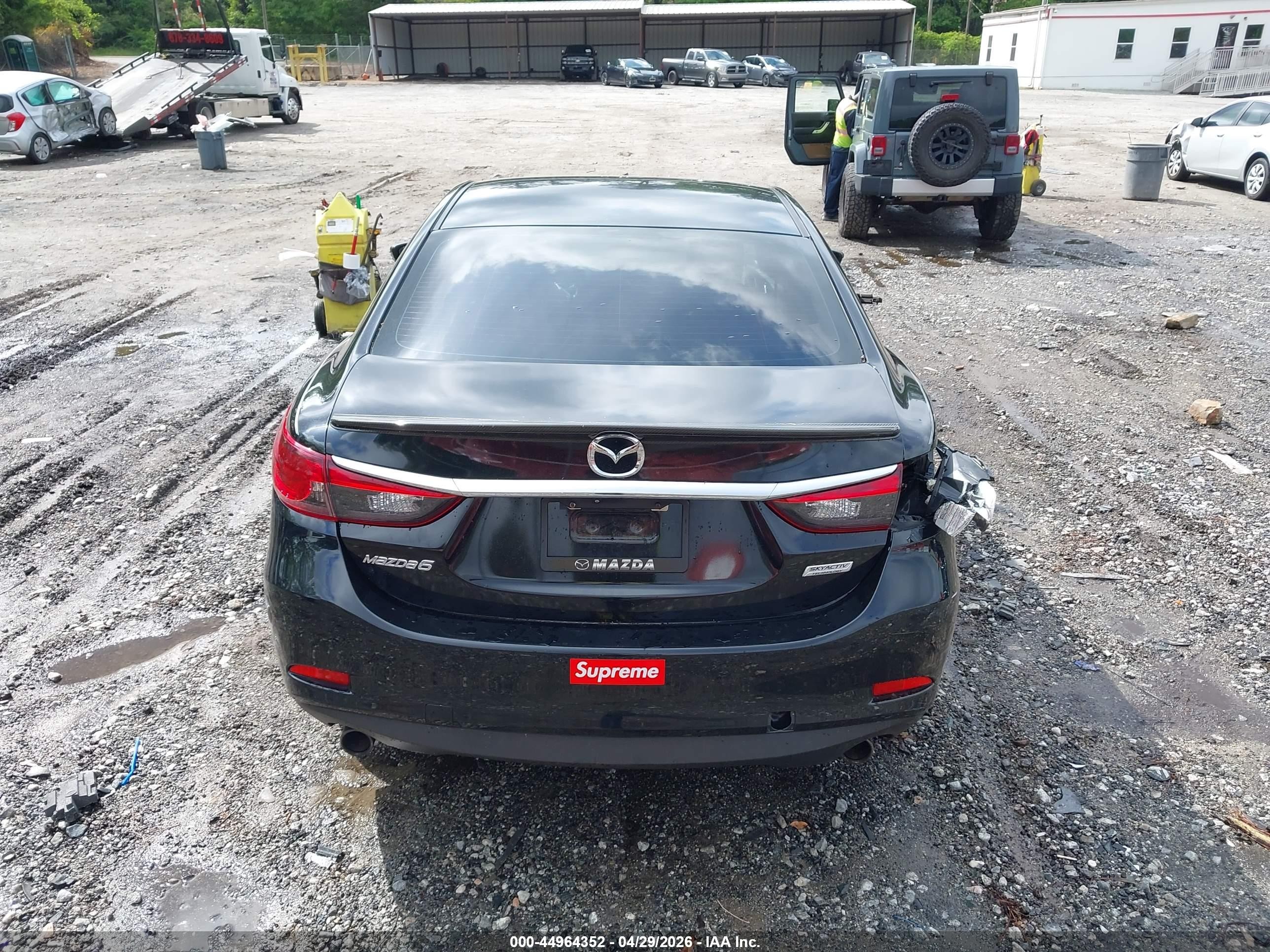 2015 Mazda Mazda6 I Touring Черный vin: JM1GJ1V59F1192379
