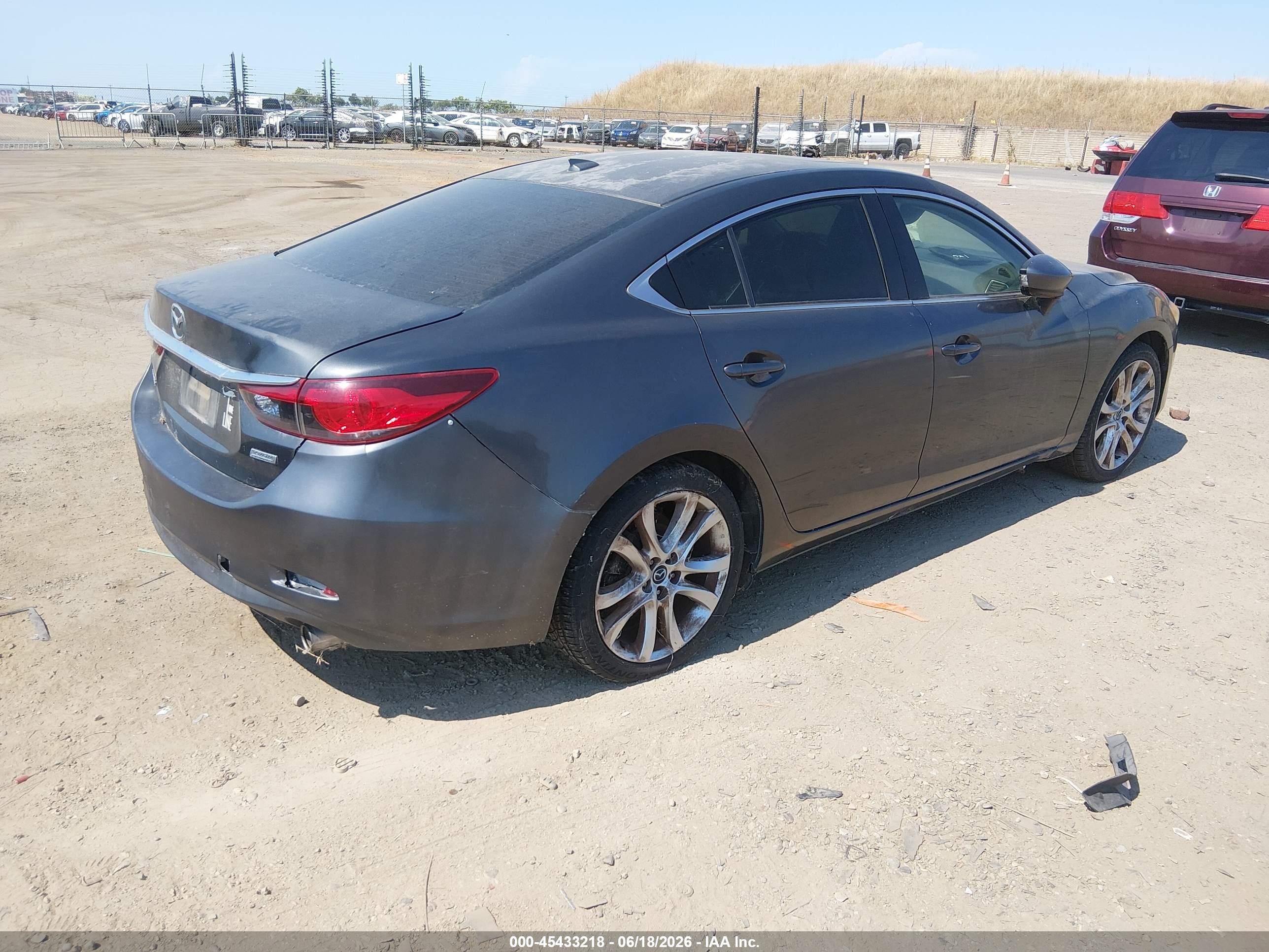 2015 Mazda Mazda6 I Touring Gray vin: JM1GJ1V5XF1186607