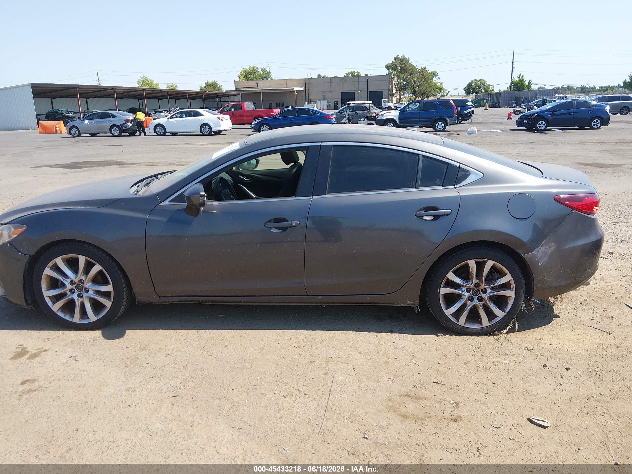 2015 Mazda Mazda6 I Touring Gray vin: JM1GJ1V5XF1186607