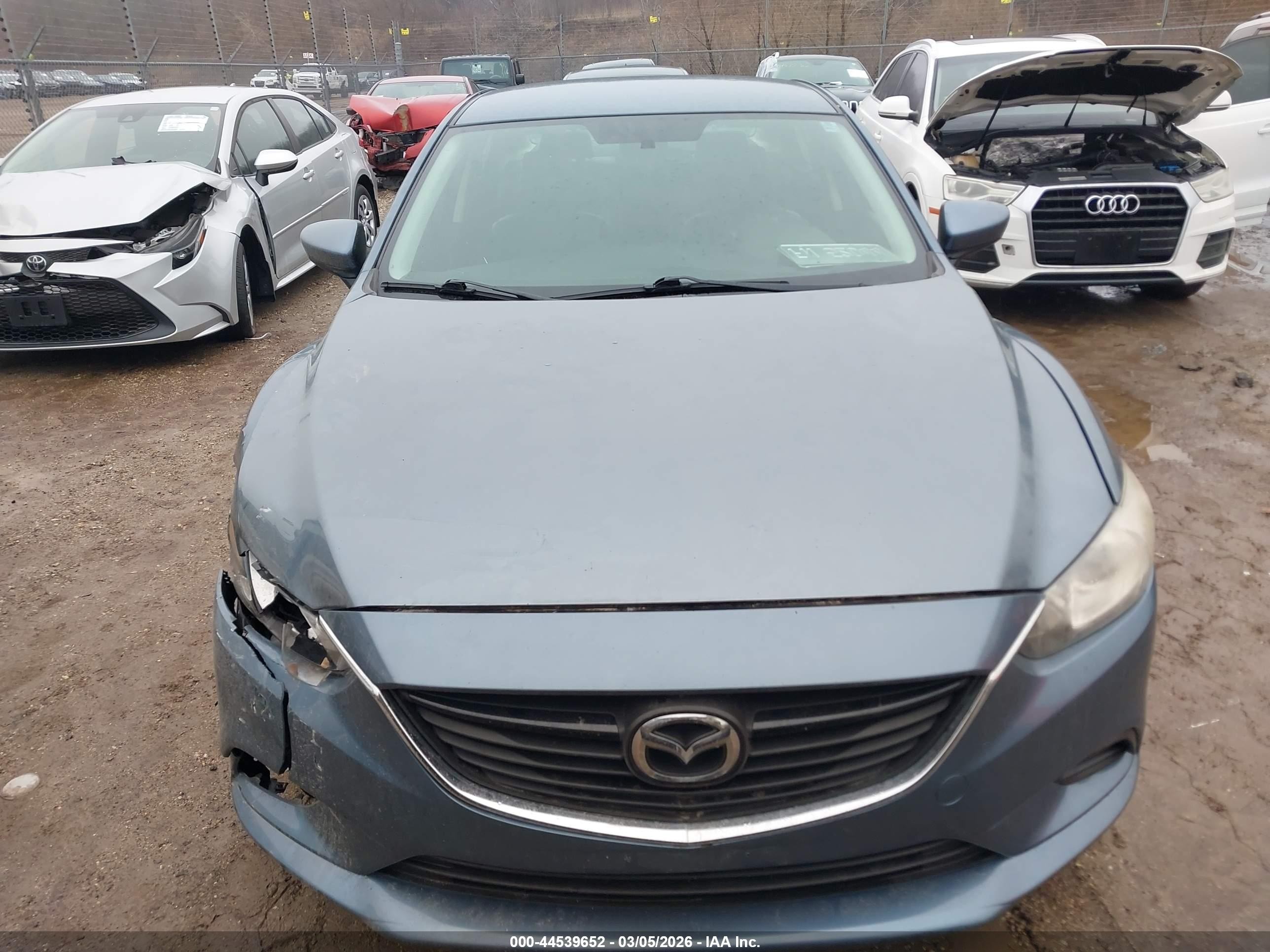 2014 Mazda Mazda6 I Touring Blue vin: JM1GJ1V60E1130490