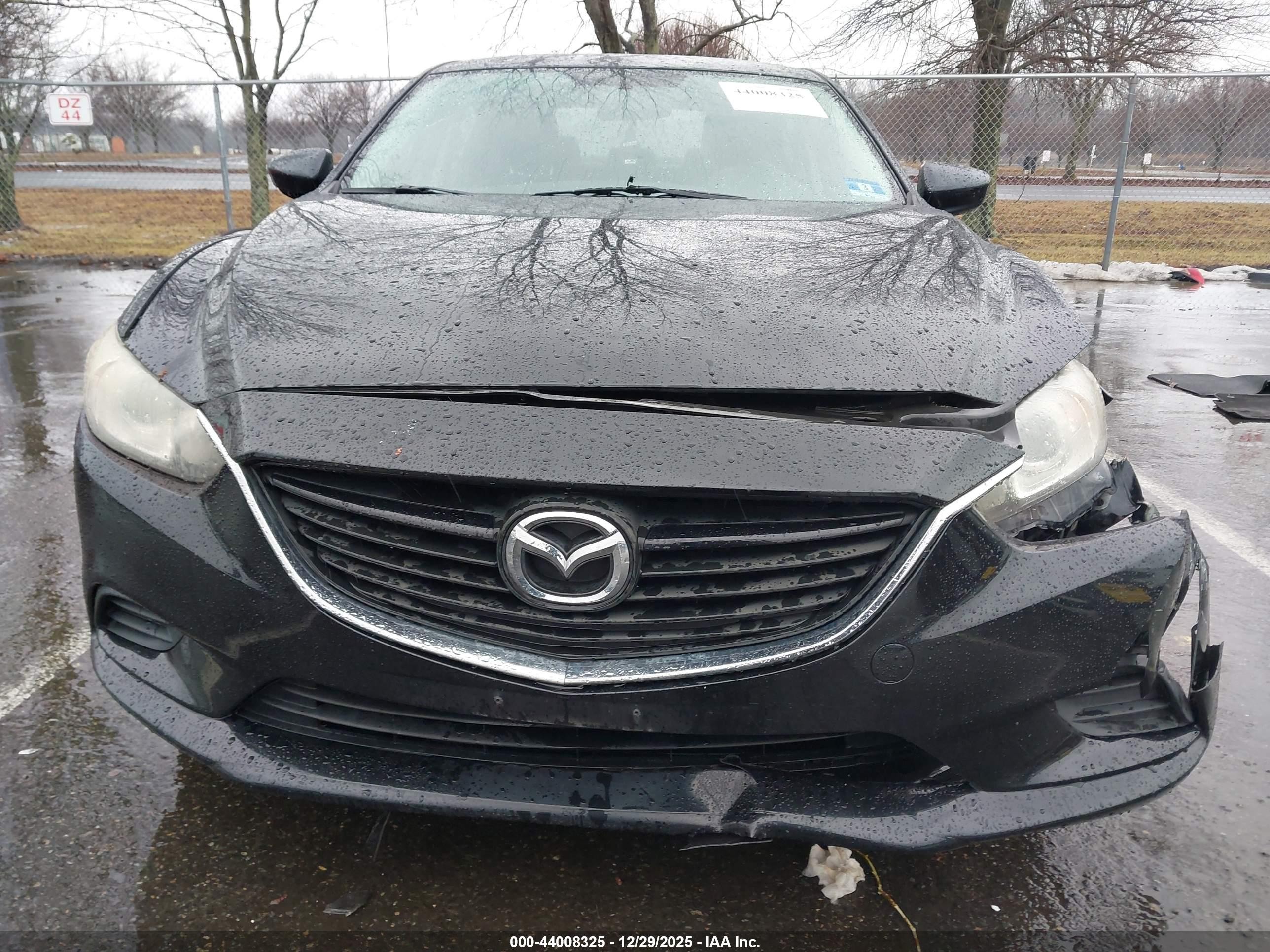 2014 Mazda Mazda6 I Touring Black vin: JM1GJ1V61E1134063