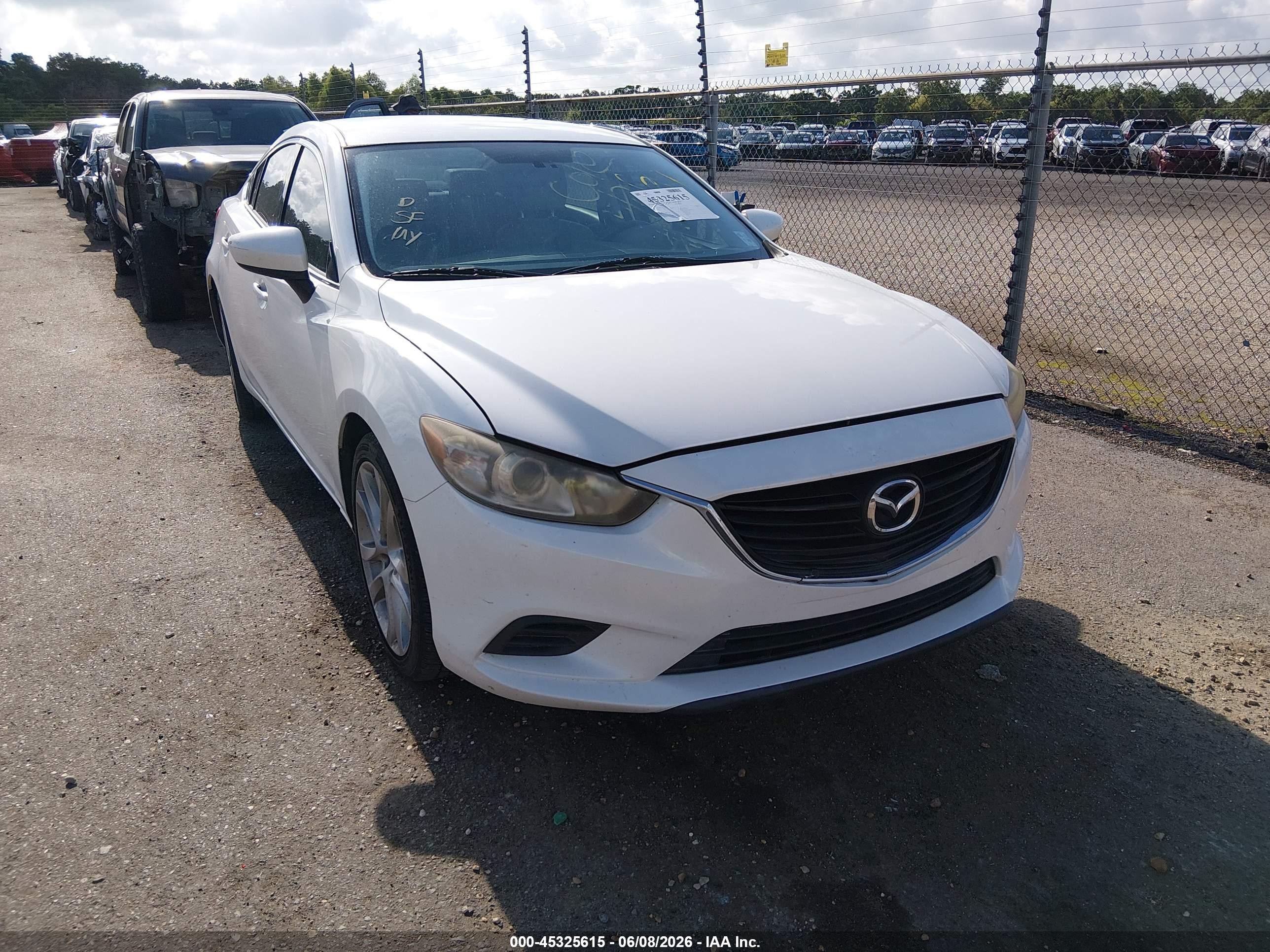 2014 Mazda Mazda6 I Touring White vin: JM1GJ1V62E1145346