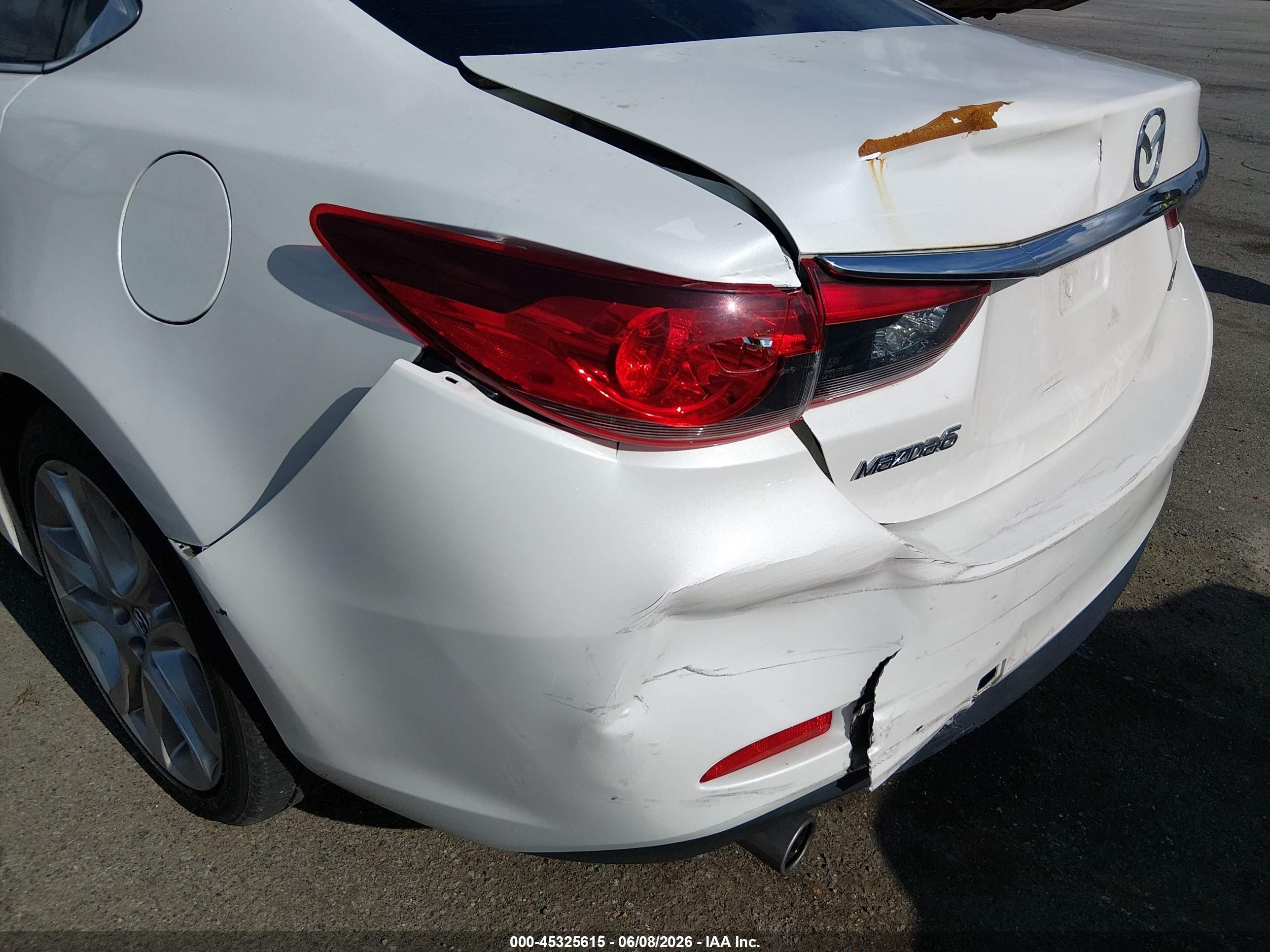 2014 Mazda Mazda6 I Touring White vin: JM1GJ1V62E1145346