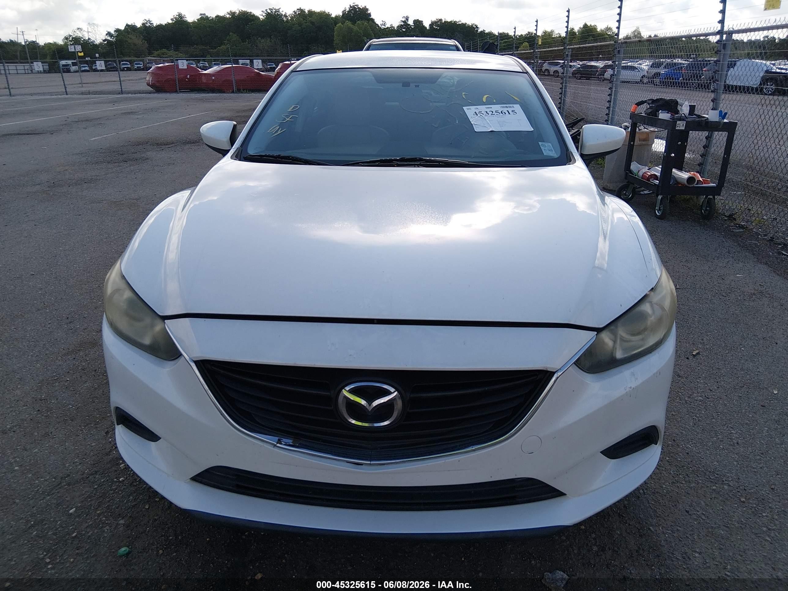 2014 Mazda Mazda6 I Touring White vin: JM1GJ1V62E1145346