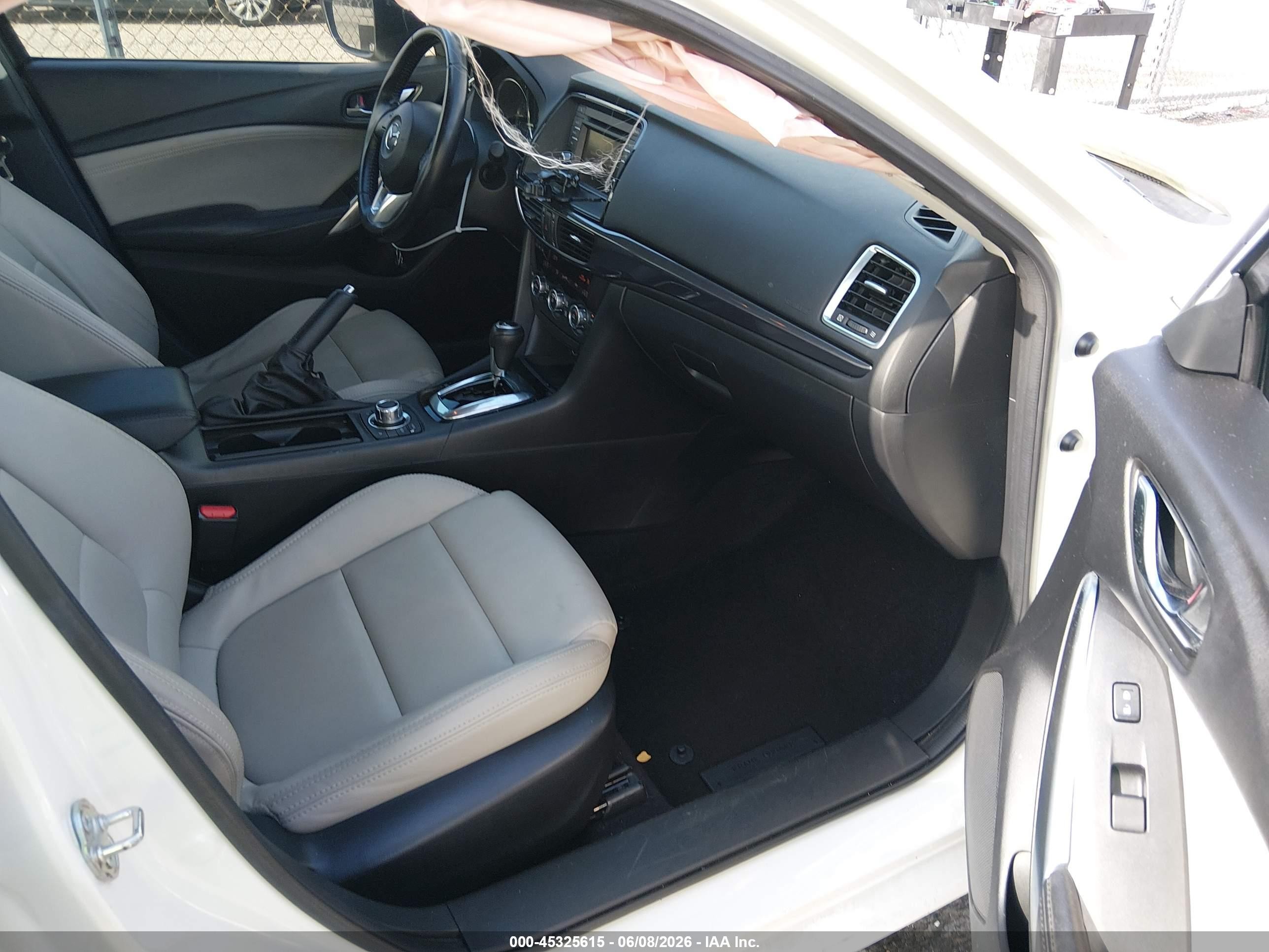 2014 Mazda Mazda6 I Touring White vin: JM1GJ1V62E1145346