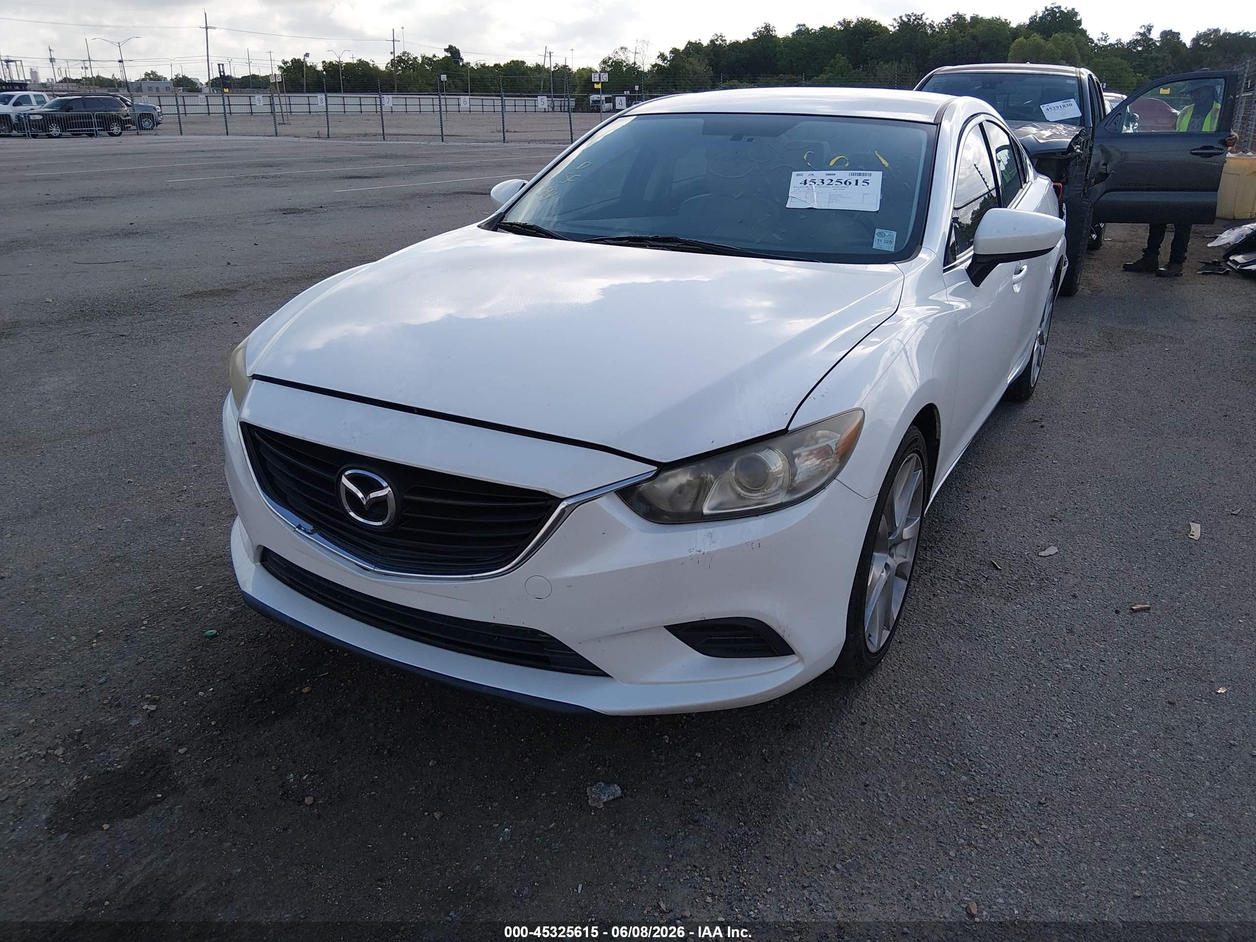 2014 Mazda Mazda6 I Touring White vin: JM1GJ1V62E1145346
