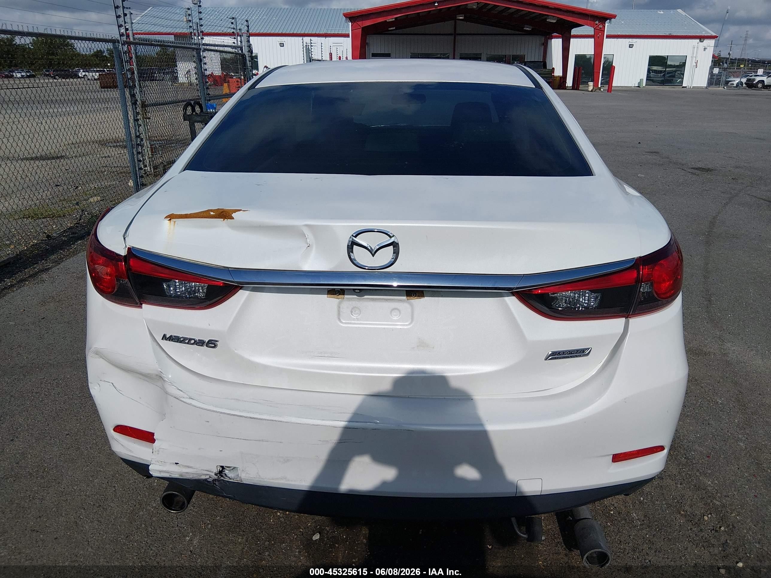 2014 Mazda Mazda6 I Touring White vin: JM1GJ1V62E1145346