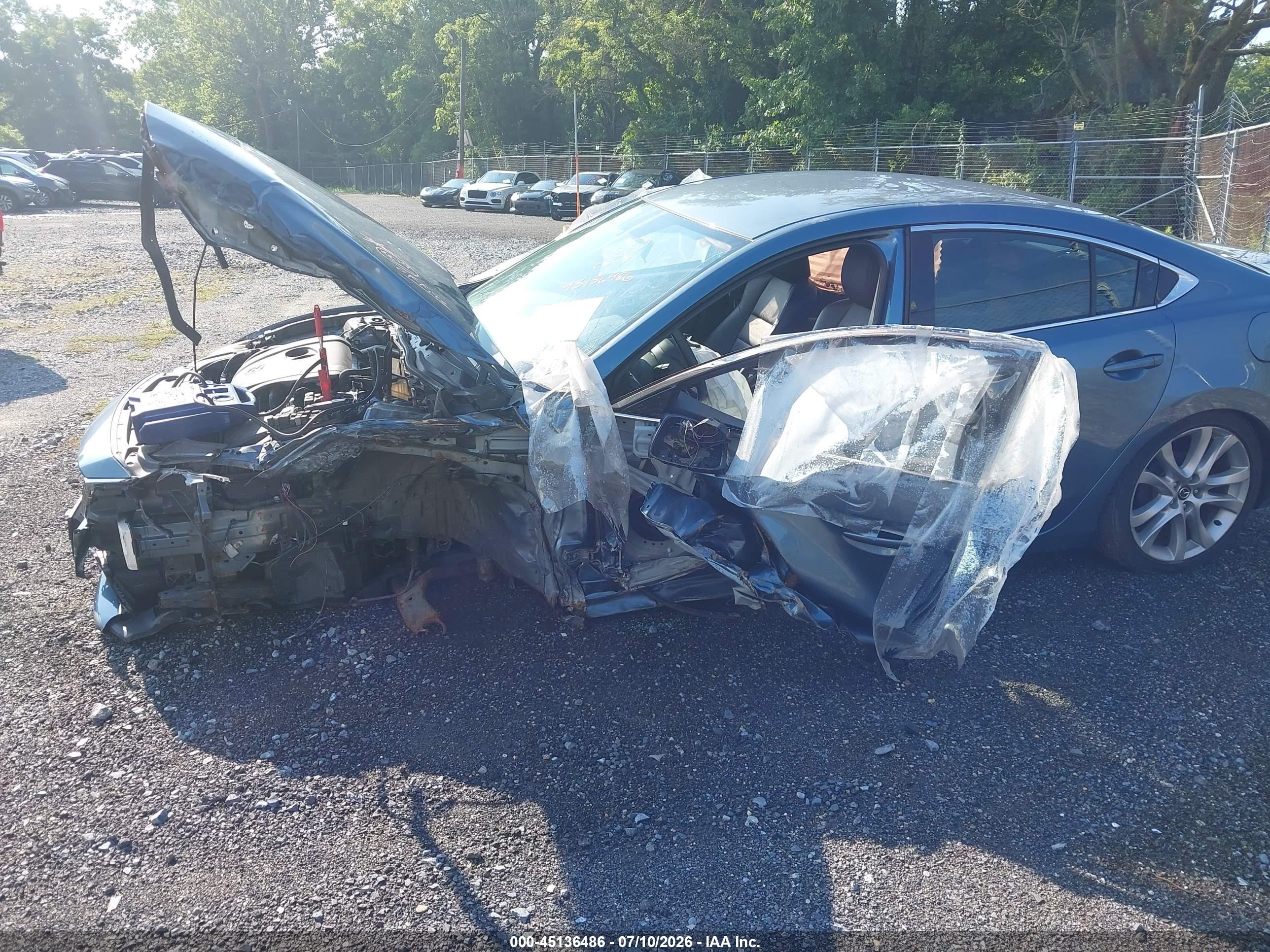 2014 Mazda Mazda6   Blue vin: JM1GJ1V62E1148411