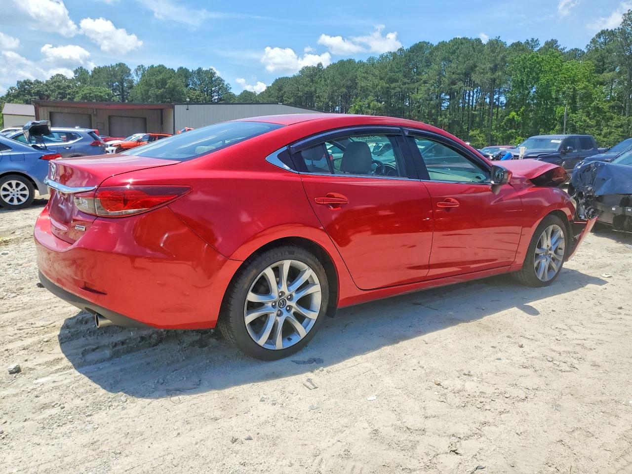 2015 Mazda 6 Touring Red vin: JM1GJ1V62F1170359