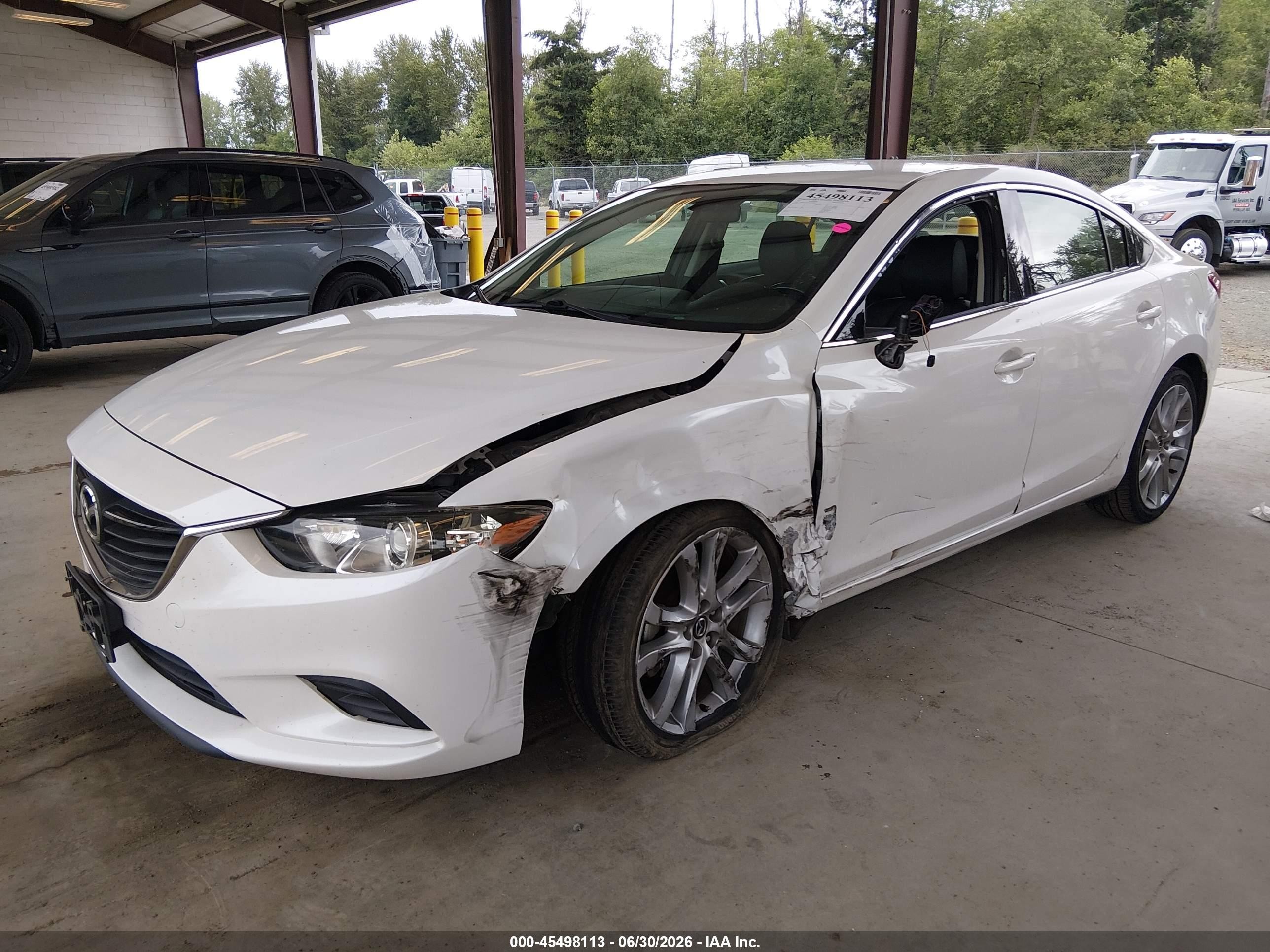 2014 Mazda Mazda6 I Touring White vin: JM1GJ1V63E1122769