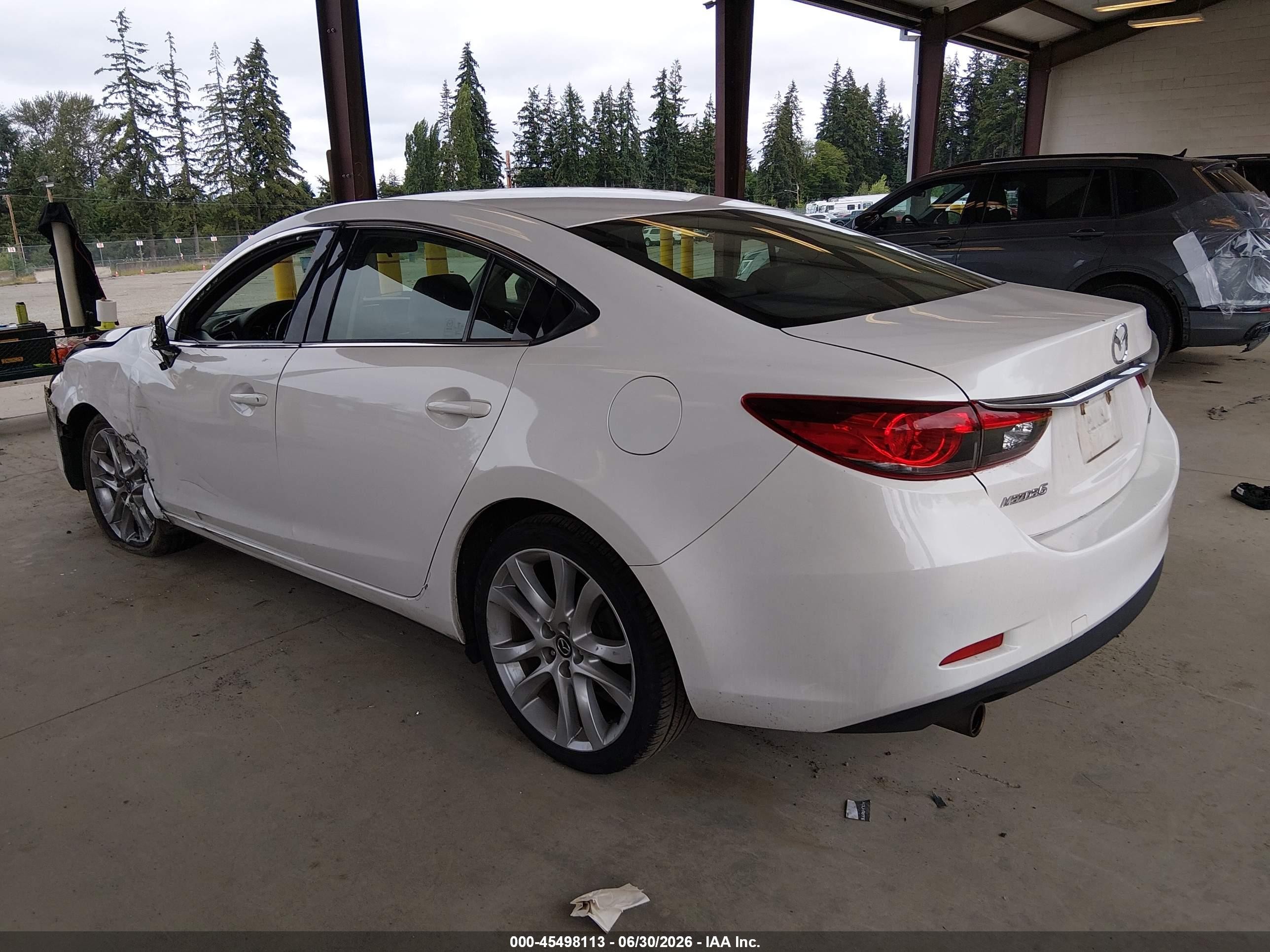 2014 Mazda Mazda6 I Touring White vin: JM1GJ1V63E1122769