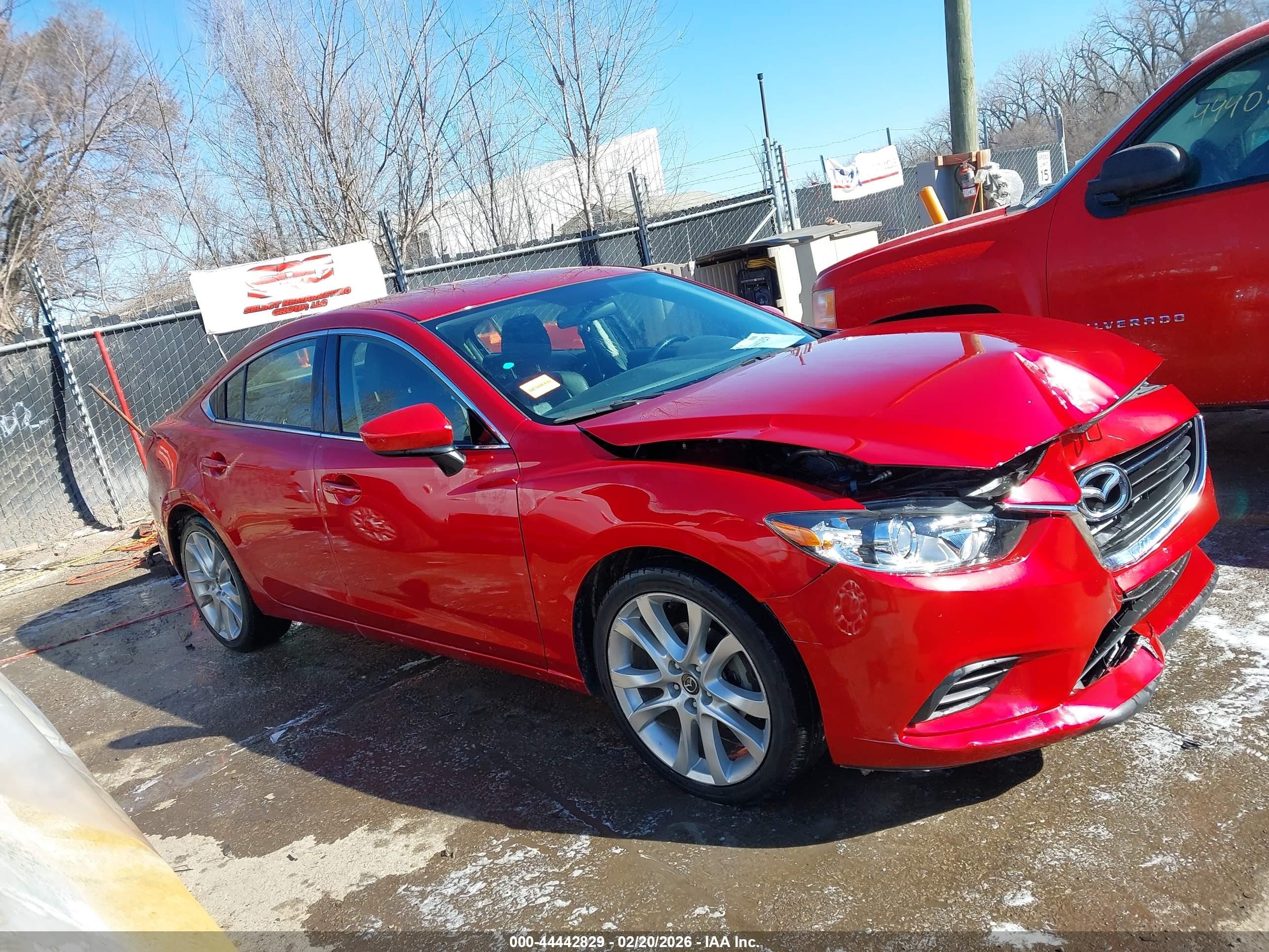 2014 Mazda Mazda6 I Touring Red vin: JM1GJ1V63E1161166