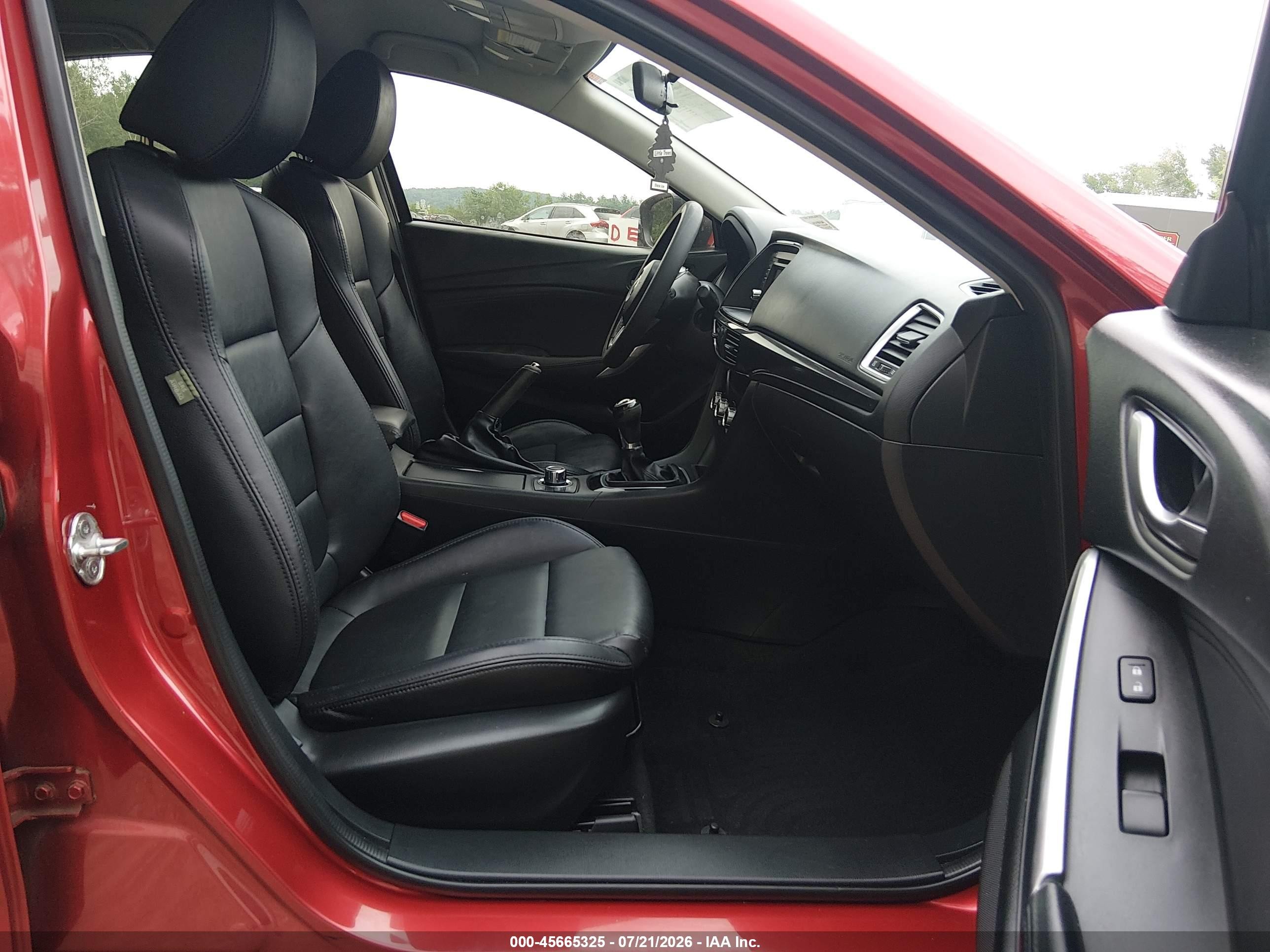 2014 Mazda Mazda6 I Touring Red vin: JM1GJ1V64E1137135