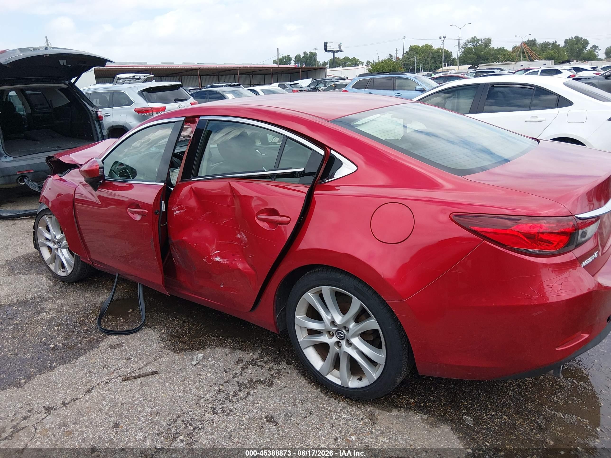 2014 Mazda Mazda6 I Touring Red vin: JM1GJ1V64E1153402