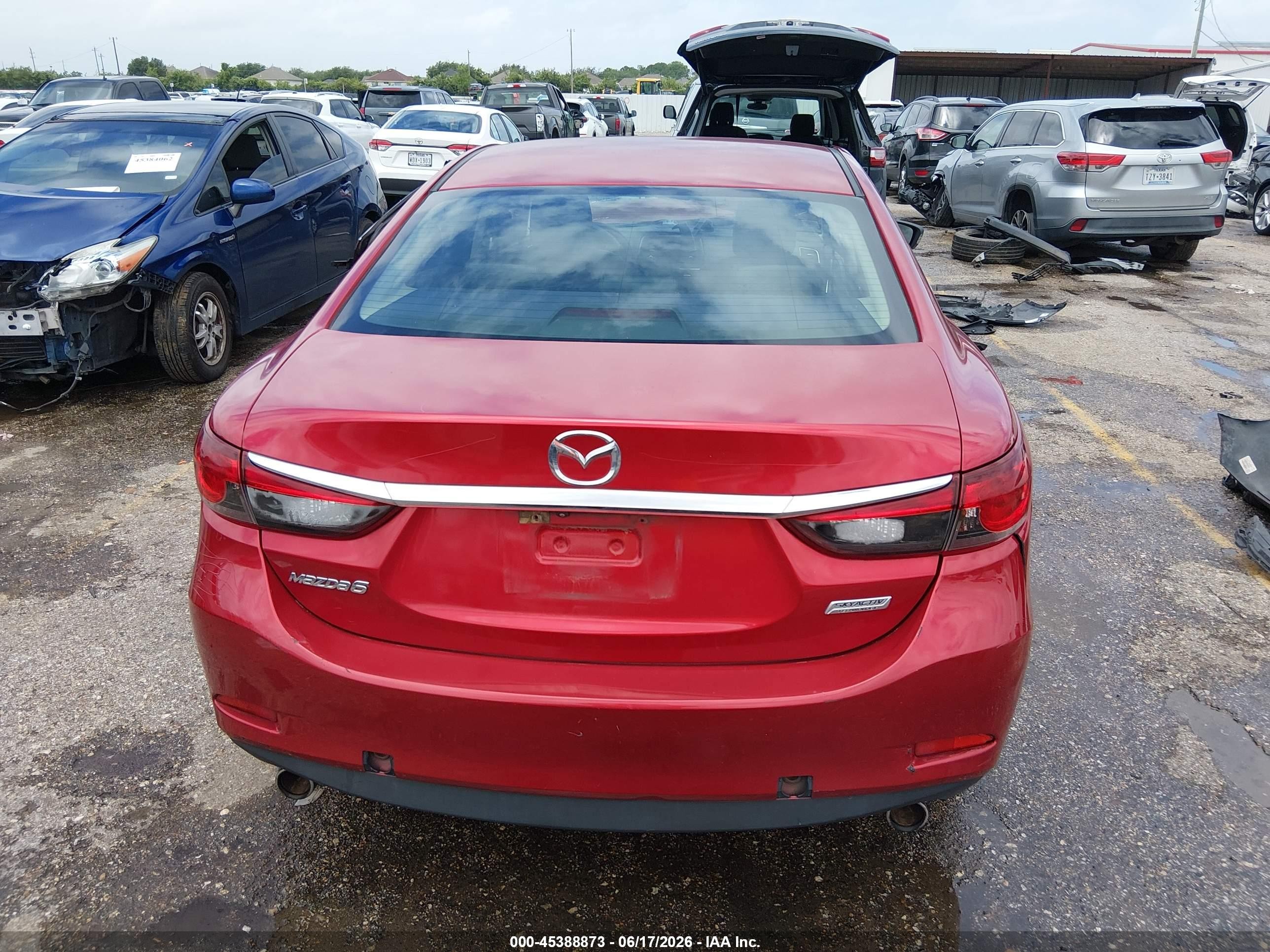 2014 Mazda Mazda6 I Touring Red vin: JM1GJ1V64E1153402