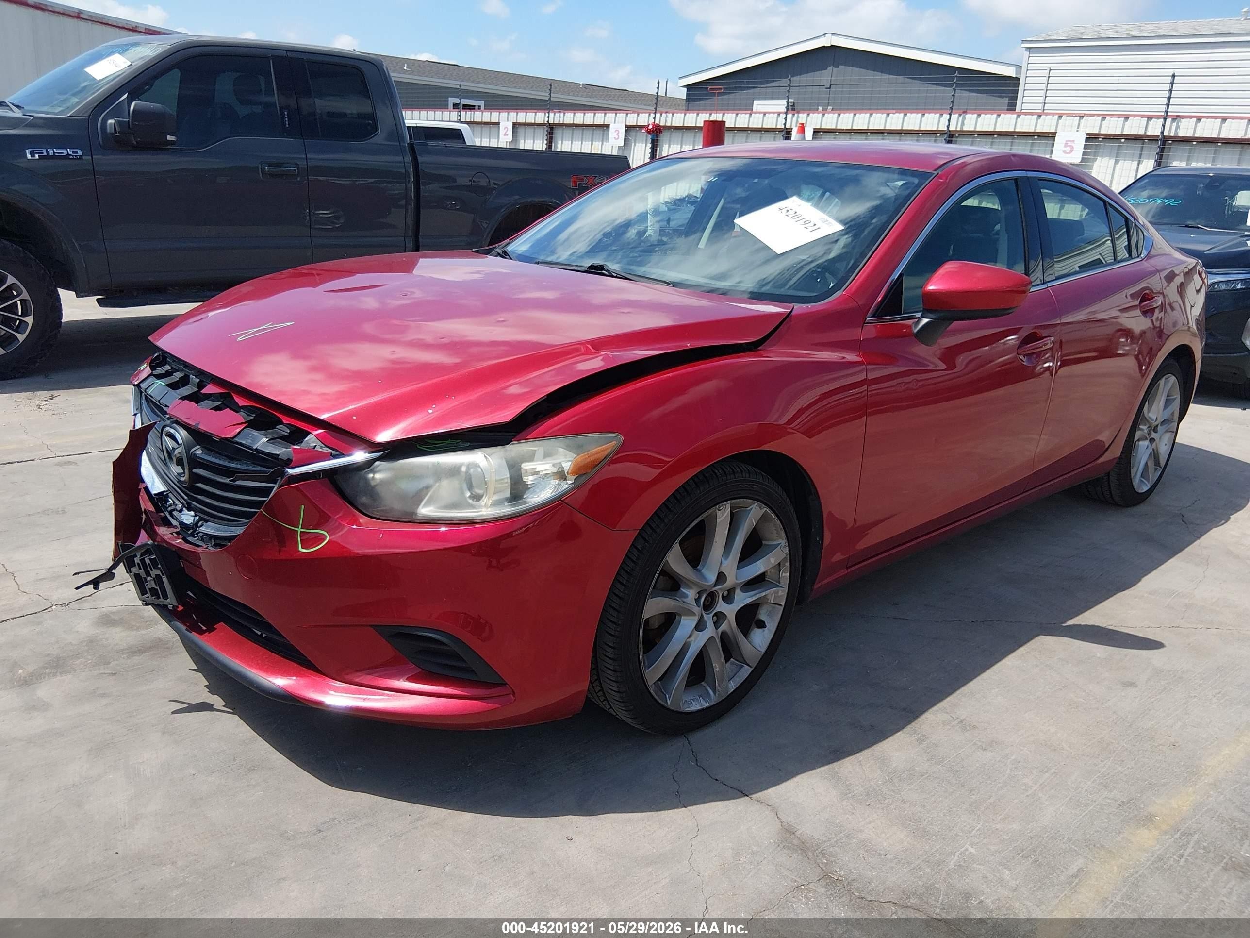 2014 Mazda Mazda6 I Touring Red vin: JM1GJ1V64E1161547