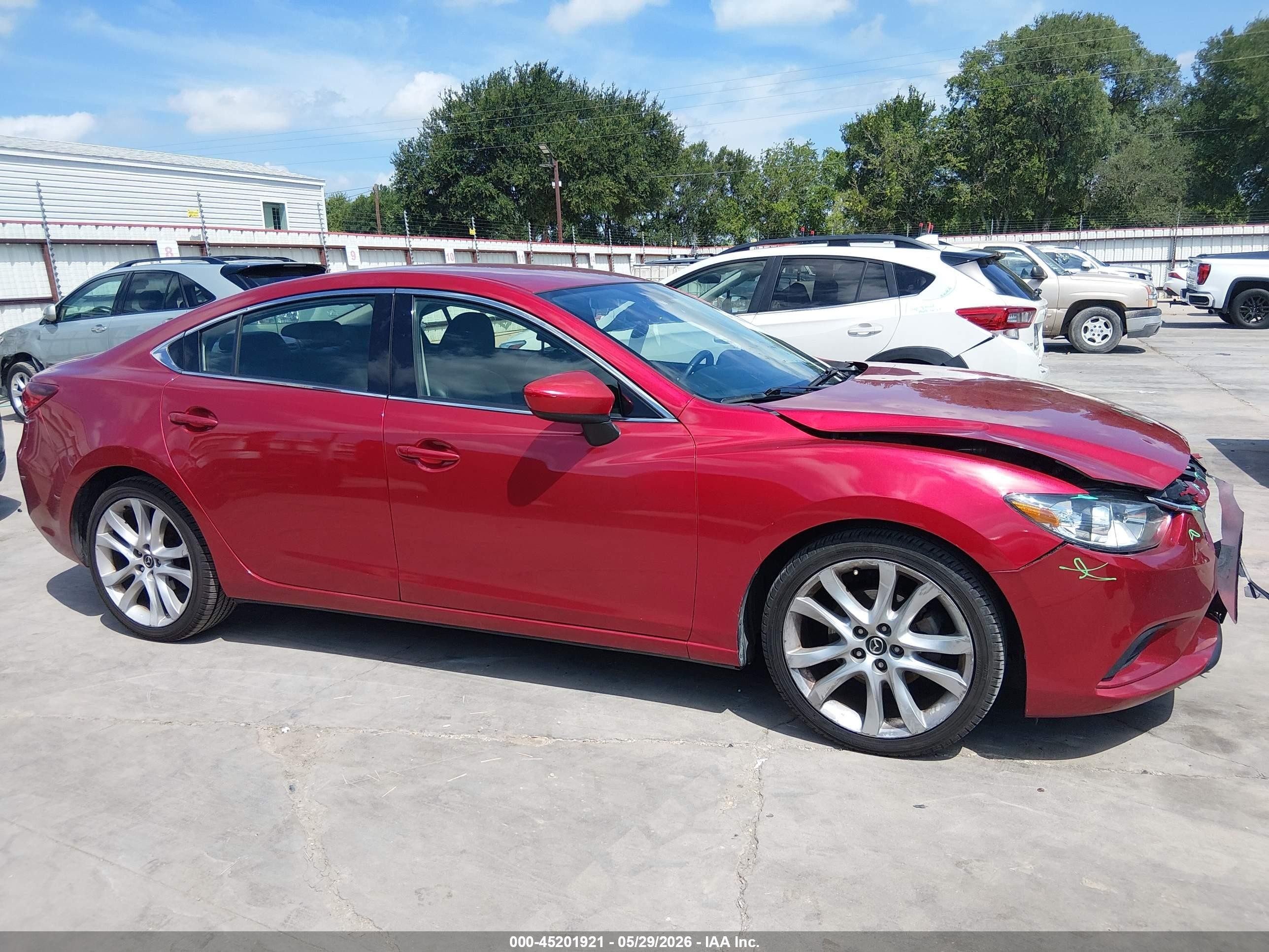2014 Mazda Mazda6 I Touring Red vin: JM1GJ1V64E1161547