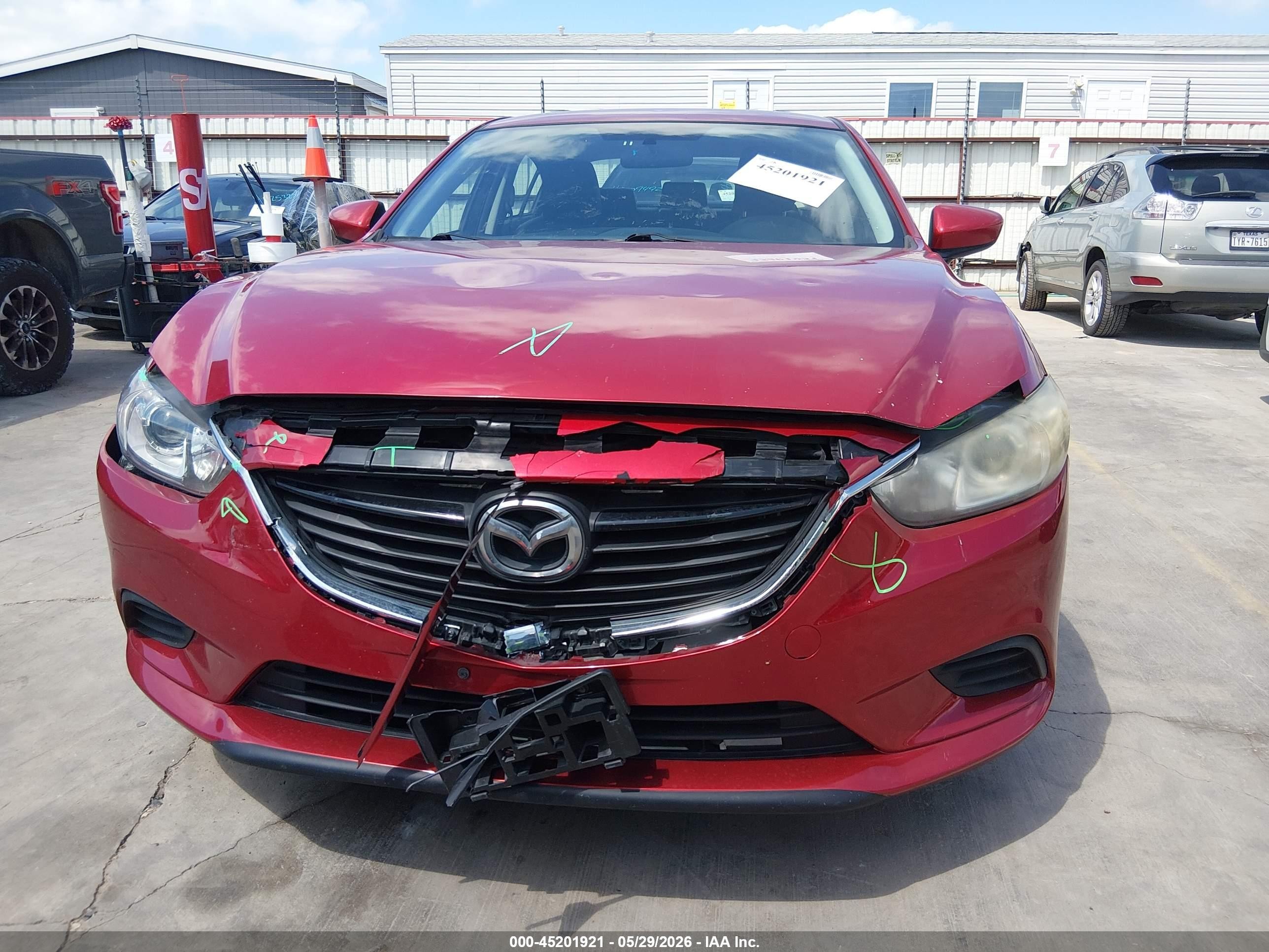 2014 Mazda Mazda6 I Touring Red vin: JM1GJ1V64E1161547