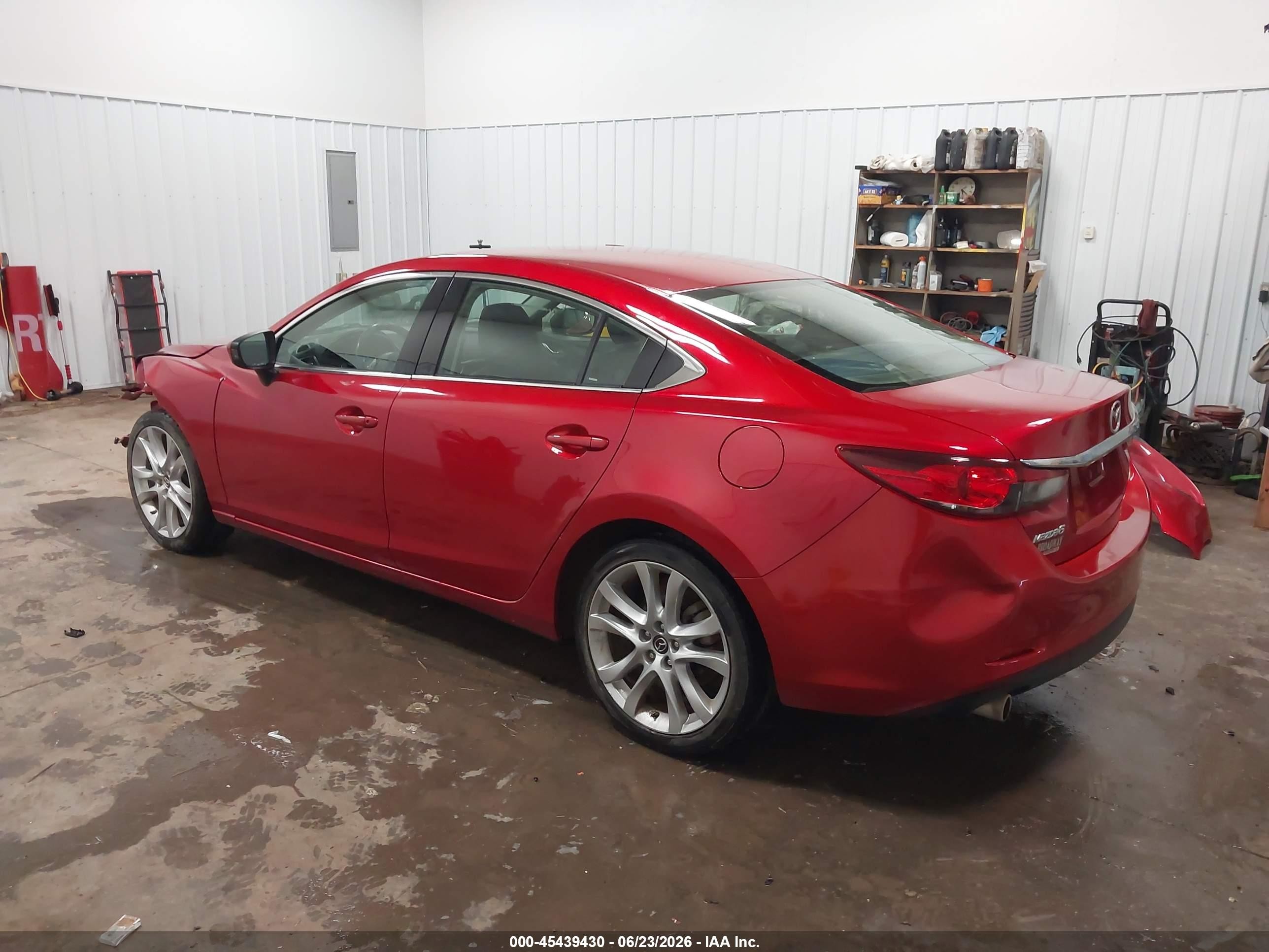 2014 Mazda Mazda6 I Touring Red vin: JM1GJ1V65E1161394
