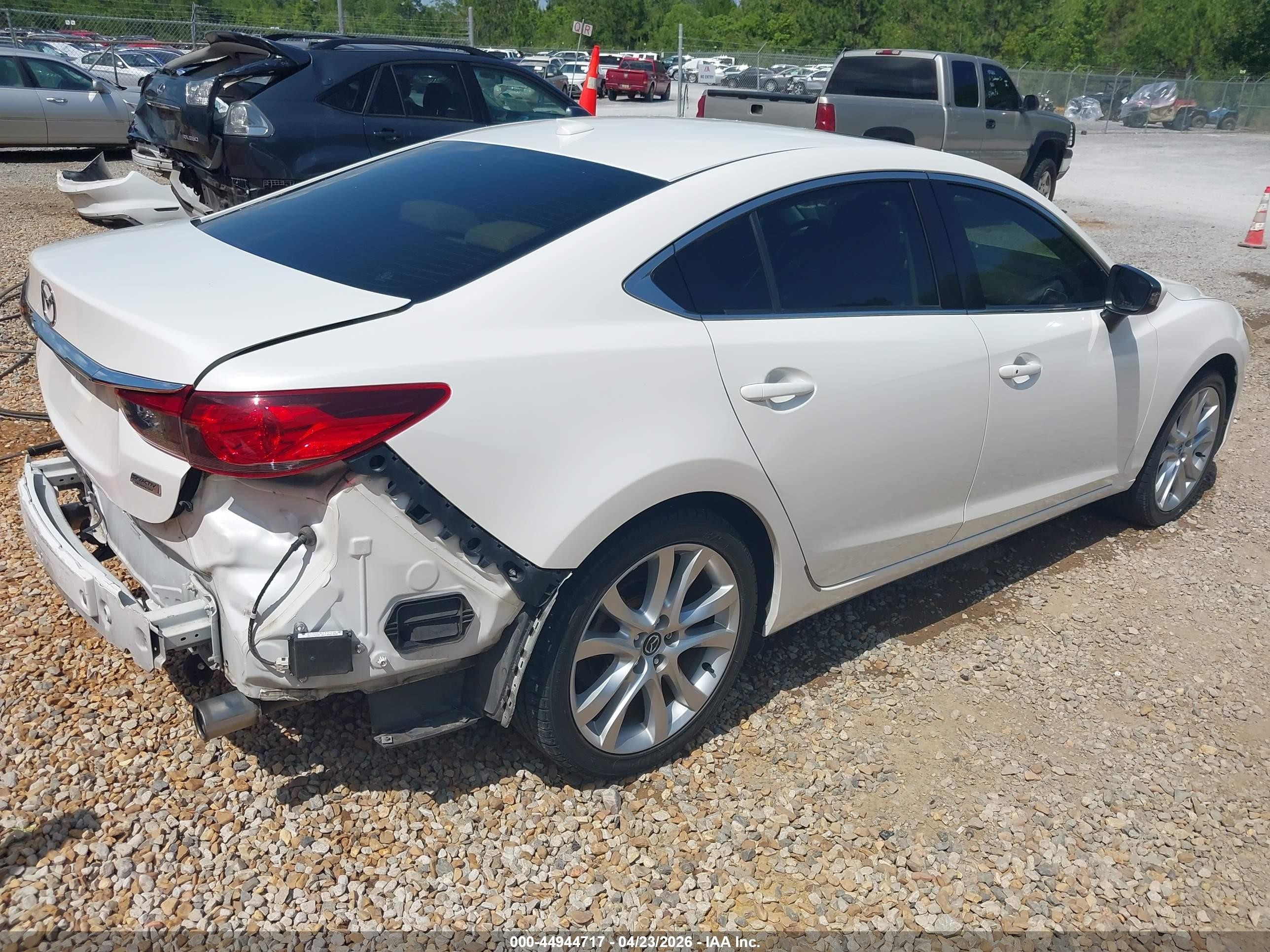 2015 Mazda Mazda6 I Touring White vin: JM1GJ1V65F1178228