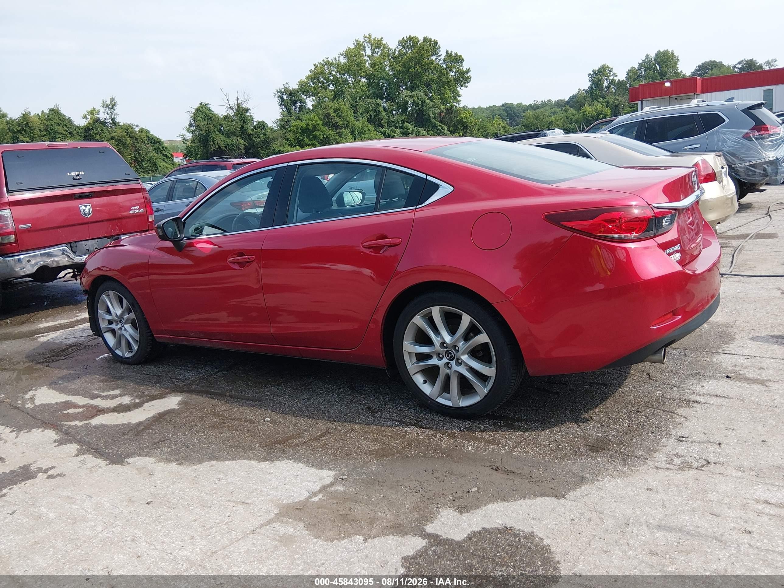 2014 Mazda Mazda6 I Touring Red vin: JM1GJ1V66E1117565