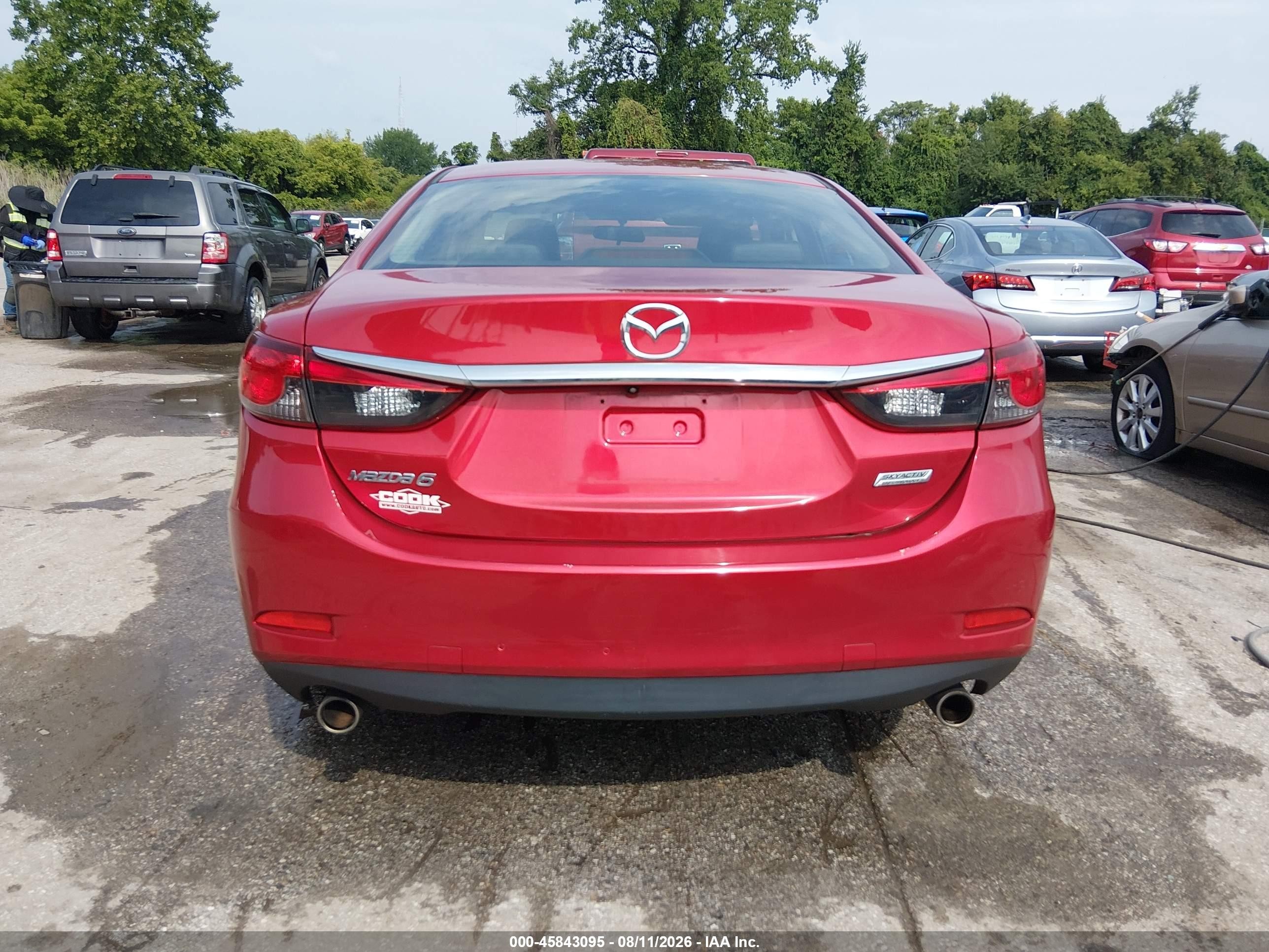 2014 Mazda Mazda6 I Touring Red vin: JM1GJ1V66E1117565
