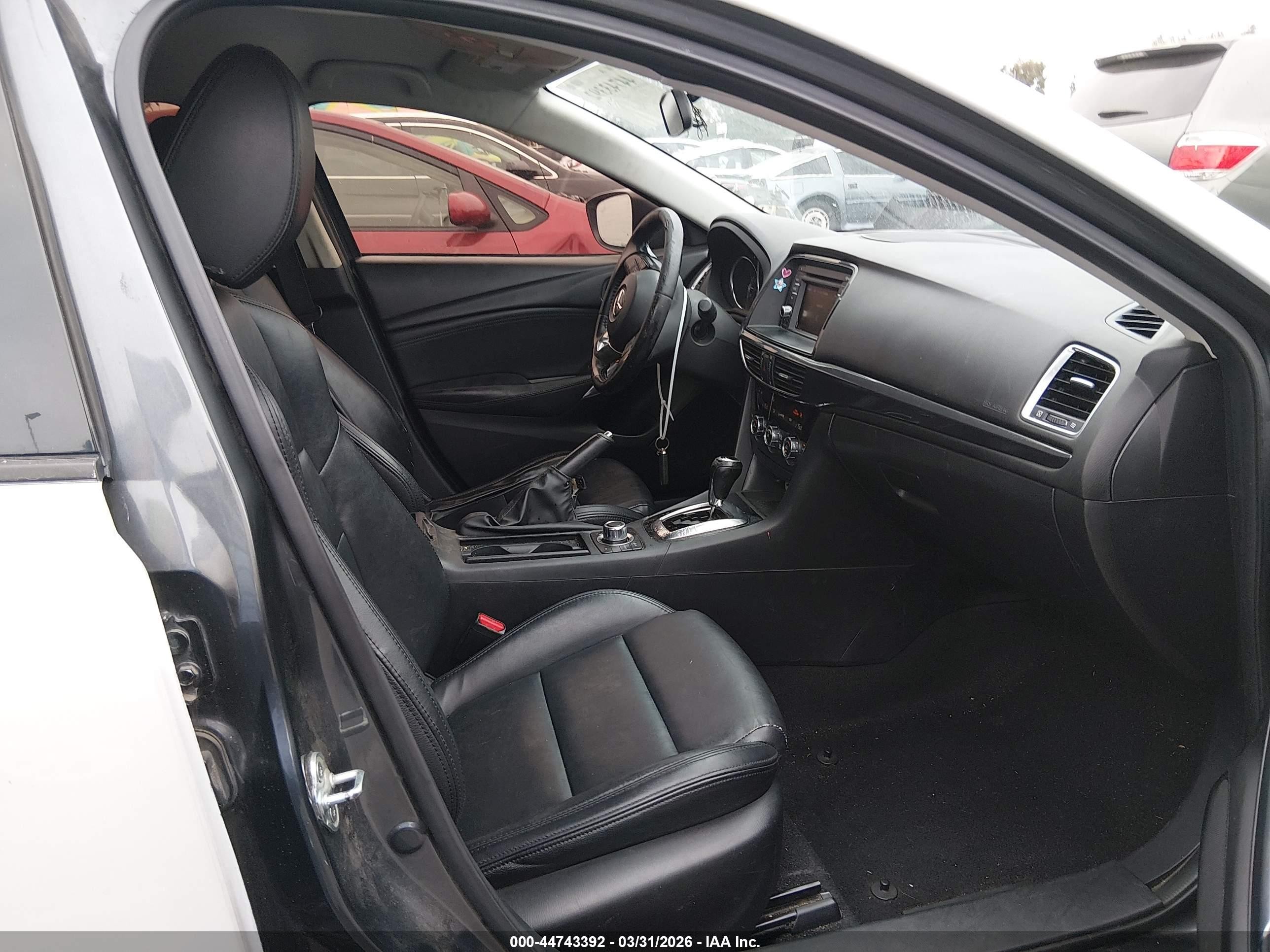2014 Mazda Mazda6 I Touring White vin: JM1GJ1V67E1131507